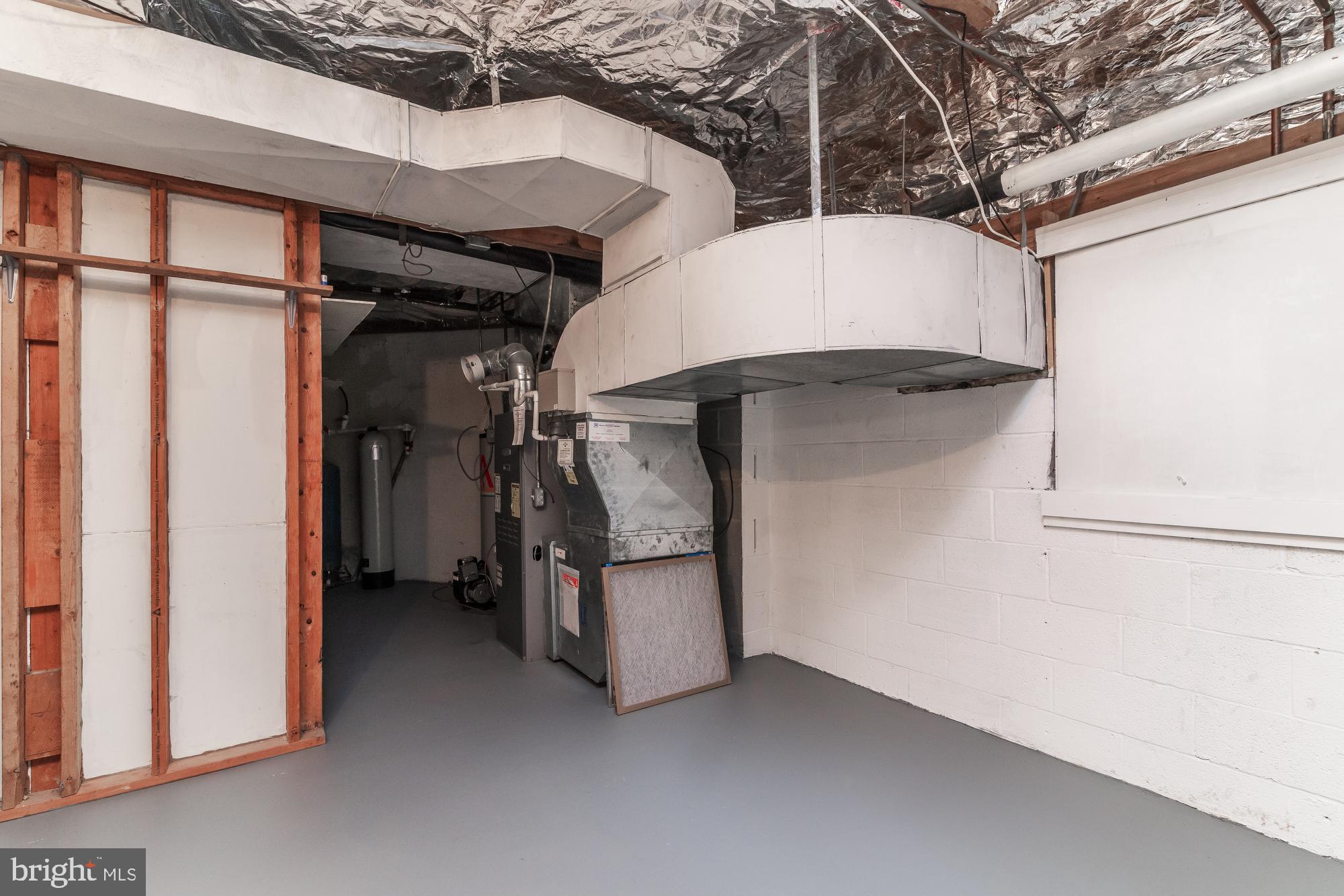 GOSHEN HUNT HILLS - Residential