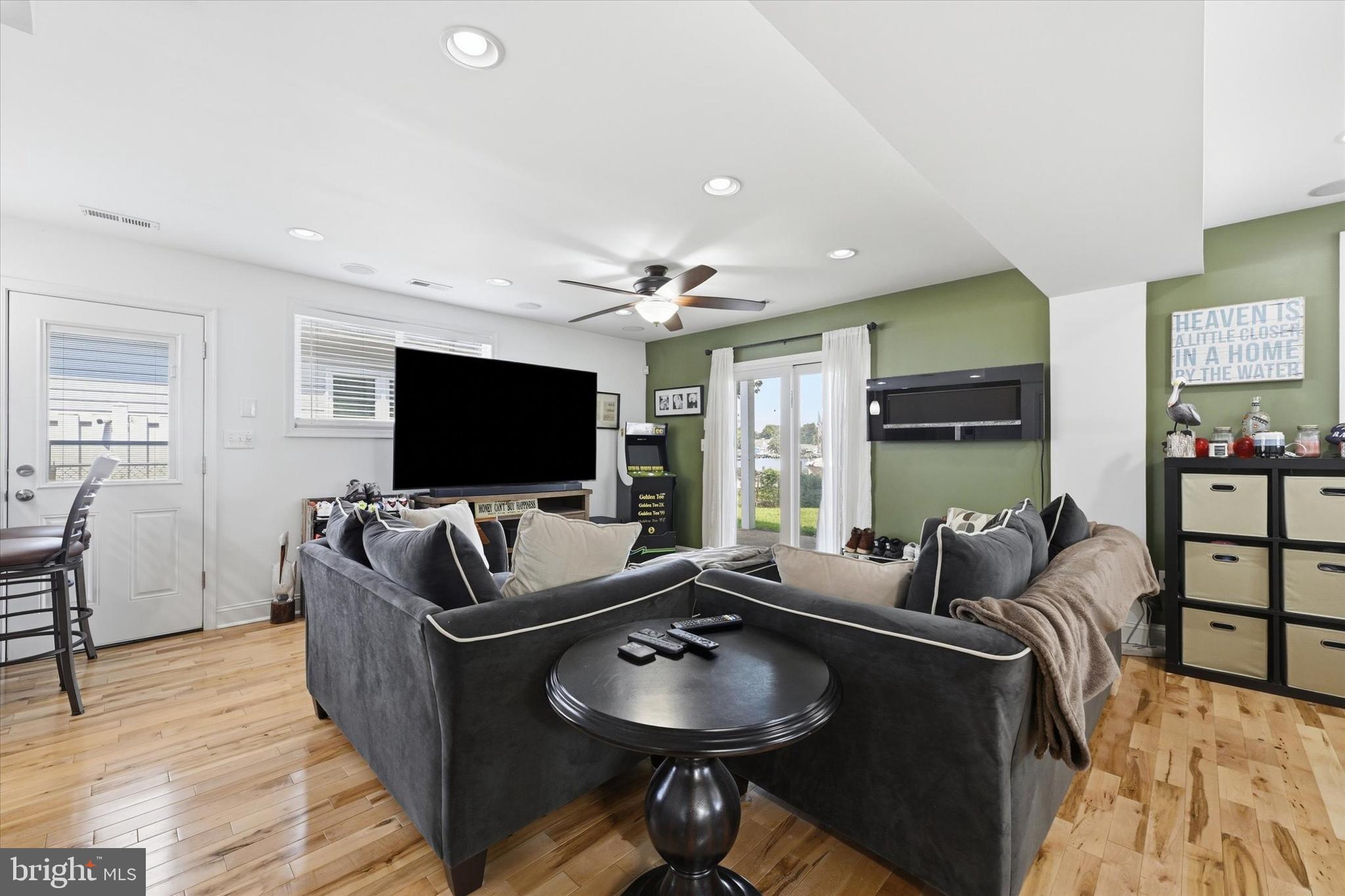8612 SANDY PLAINS ROAD