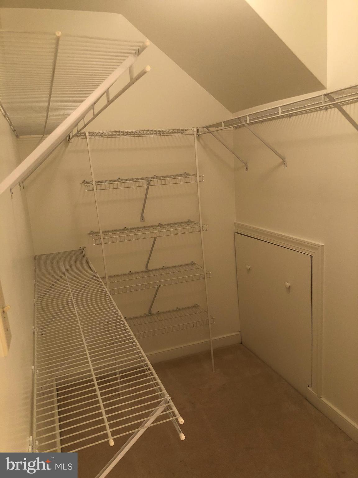 SUMMERLAKE - Residential