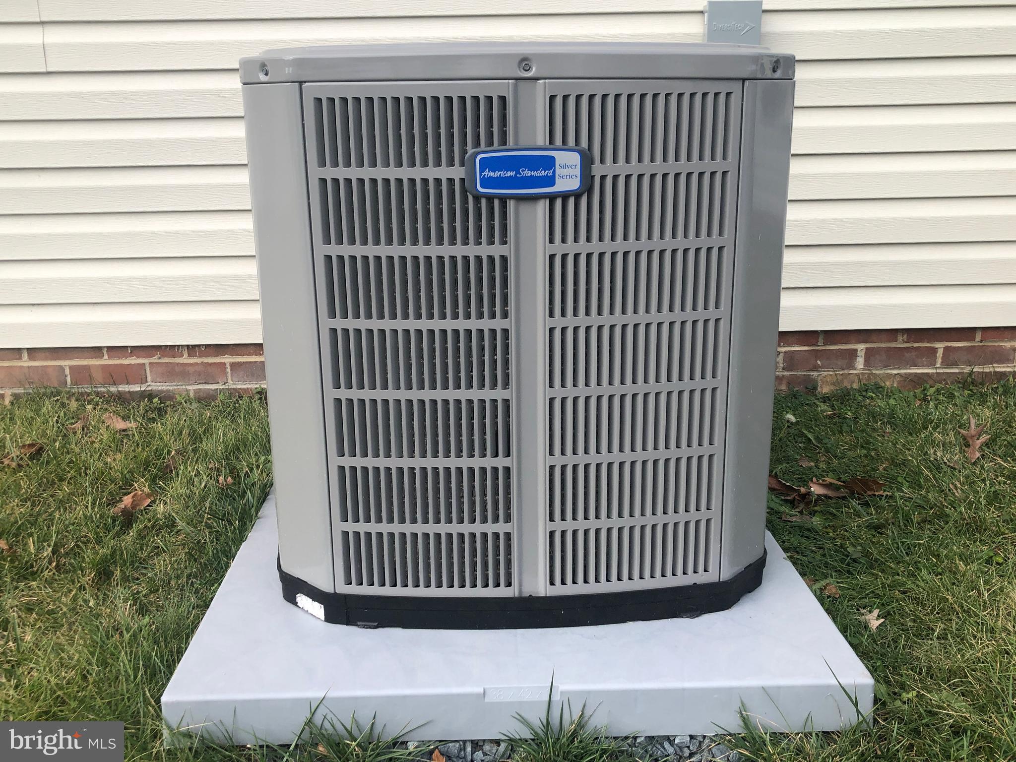 SUMMERLAKE - Residential