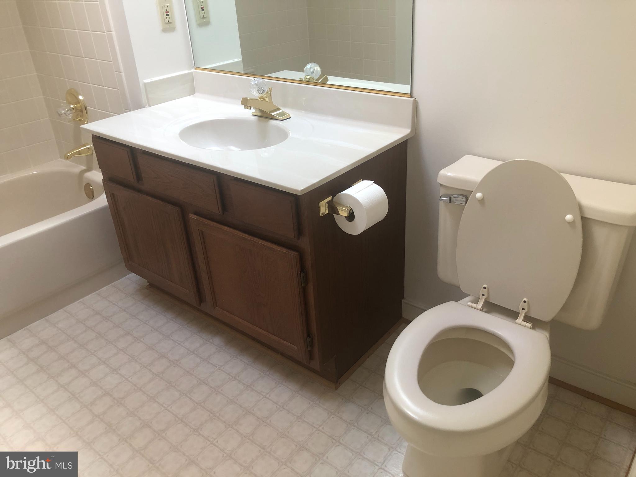 SUMMERLAKE - Residential