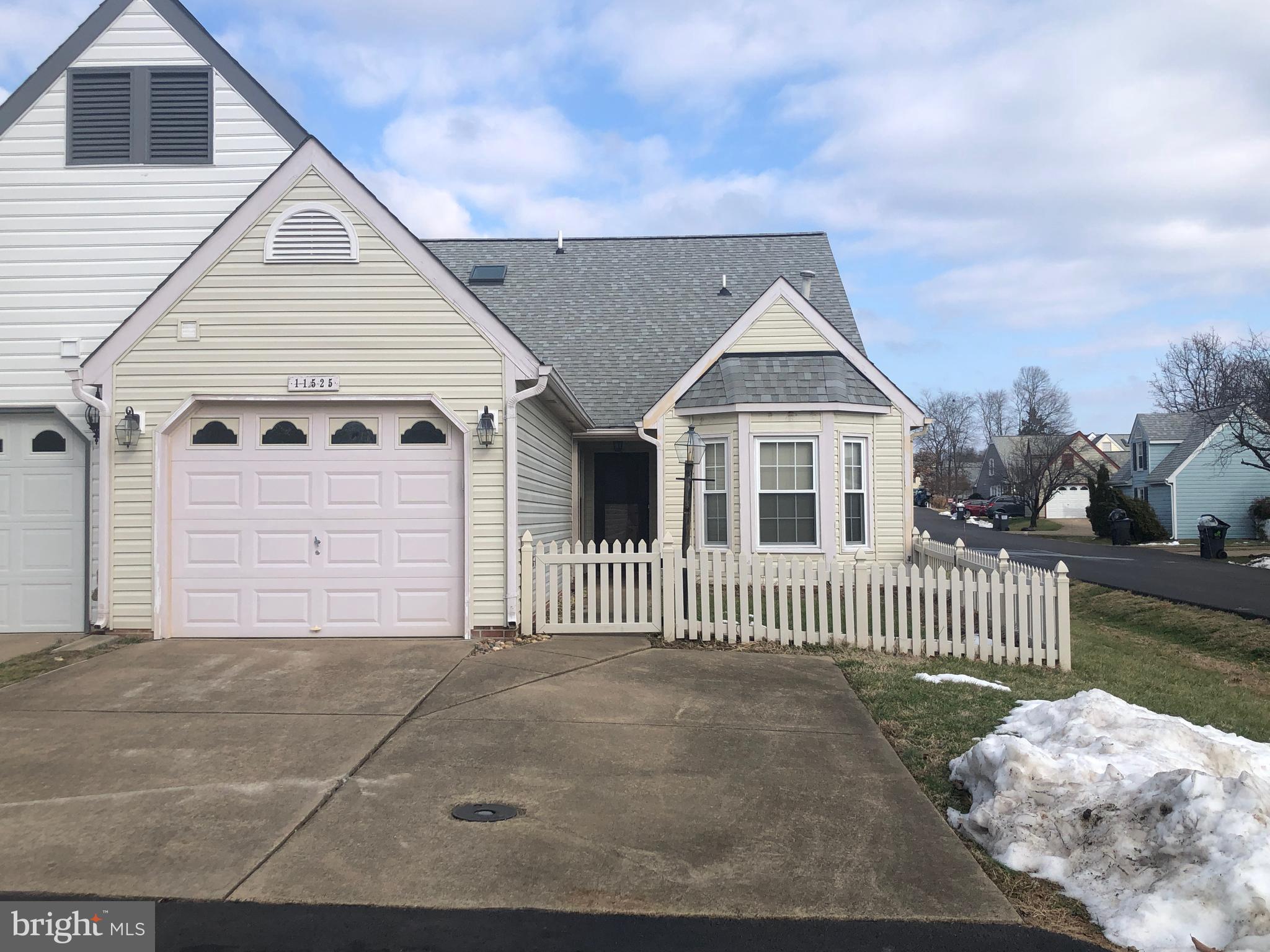 SUMMERLAKE - Residential