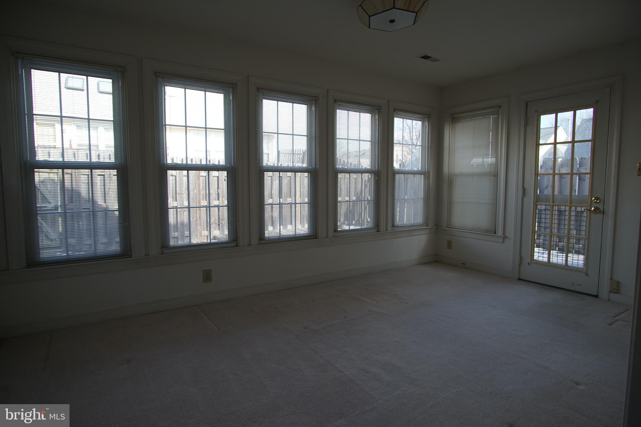 SUMMERLAKE - Residential