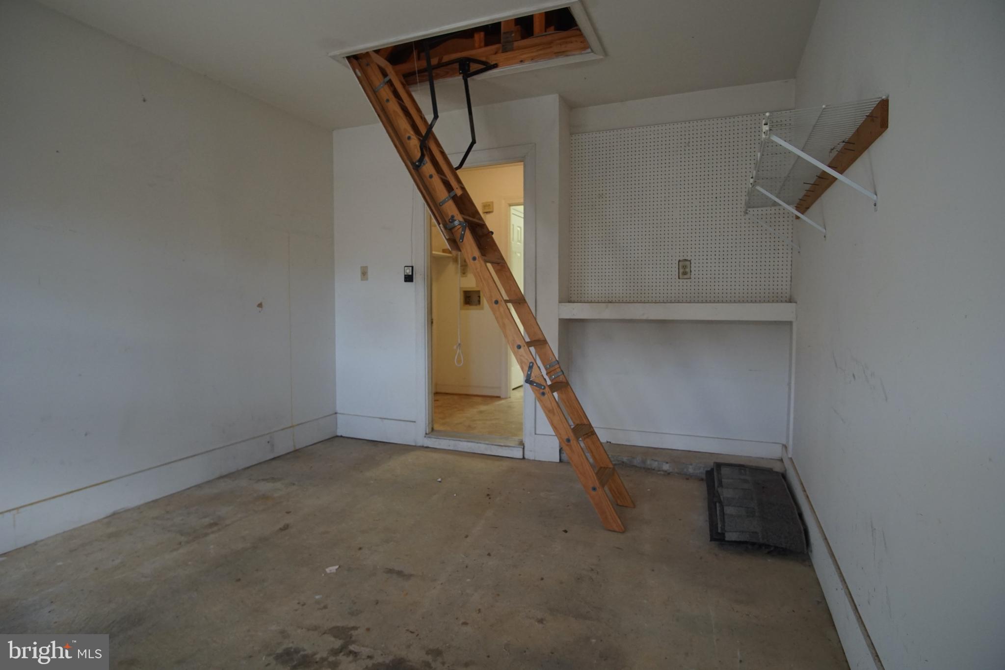 SUMMERLAKE - Residential