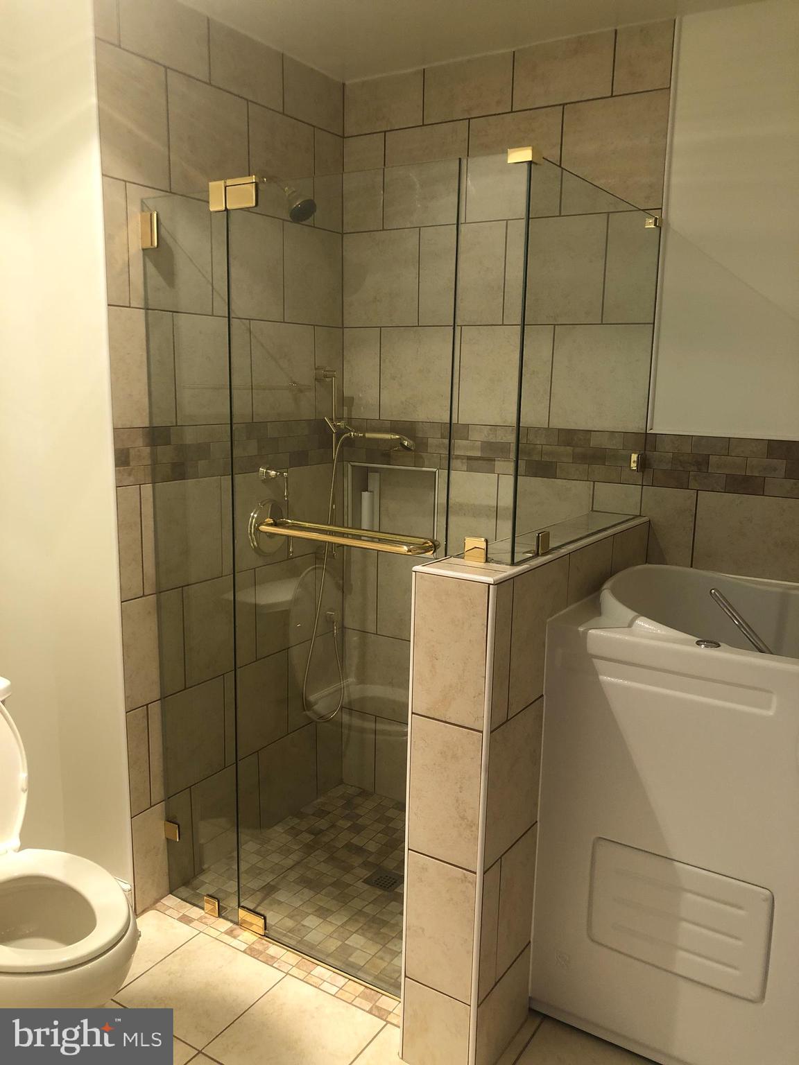 SUMMERLAKE - Residential