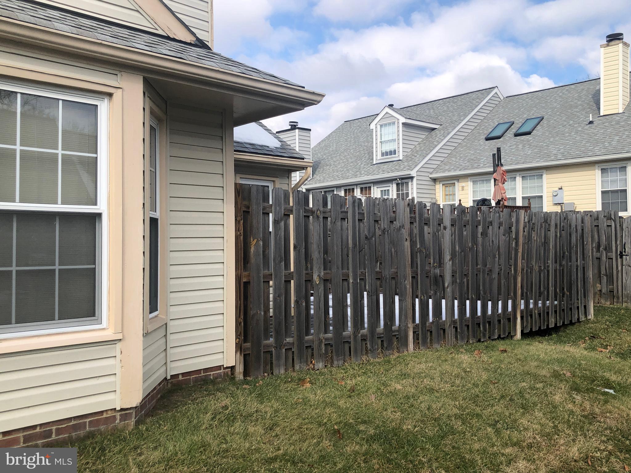 SUMMERLAKE - Residential