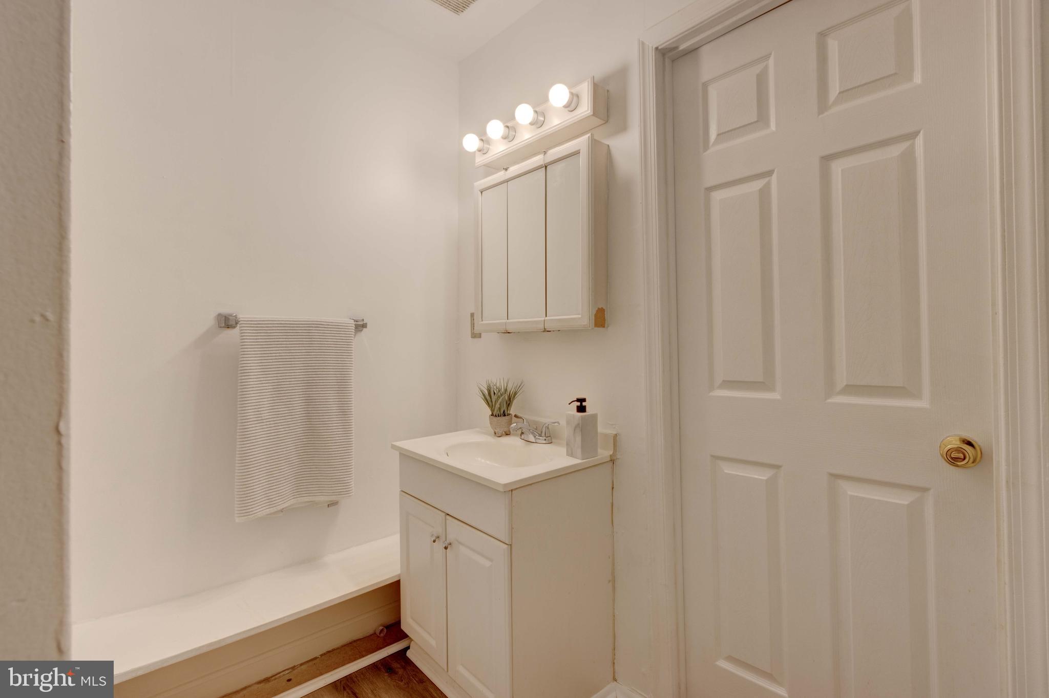 MOUNT CLARE - Residential