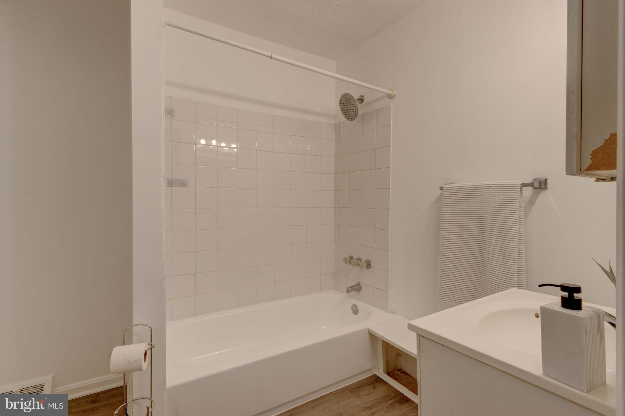 MOUNT CLARE - Residential