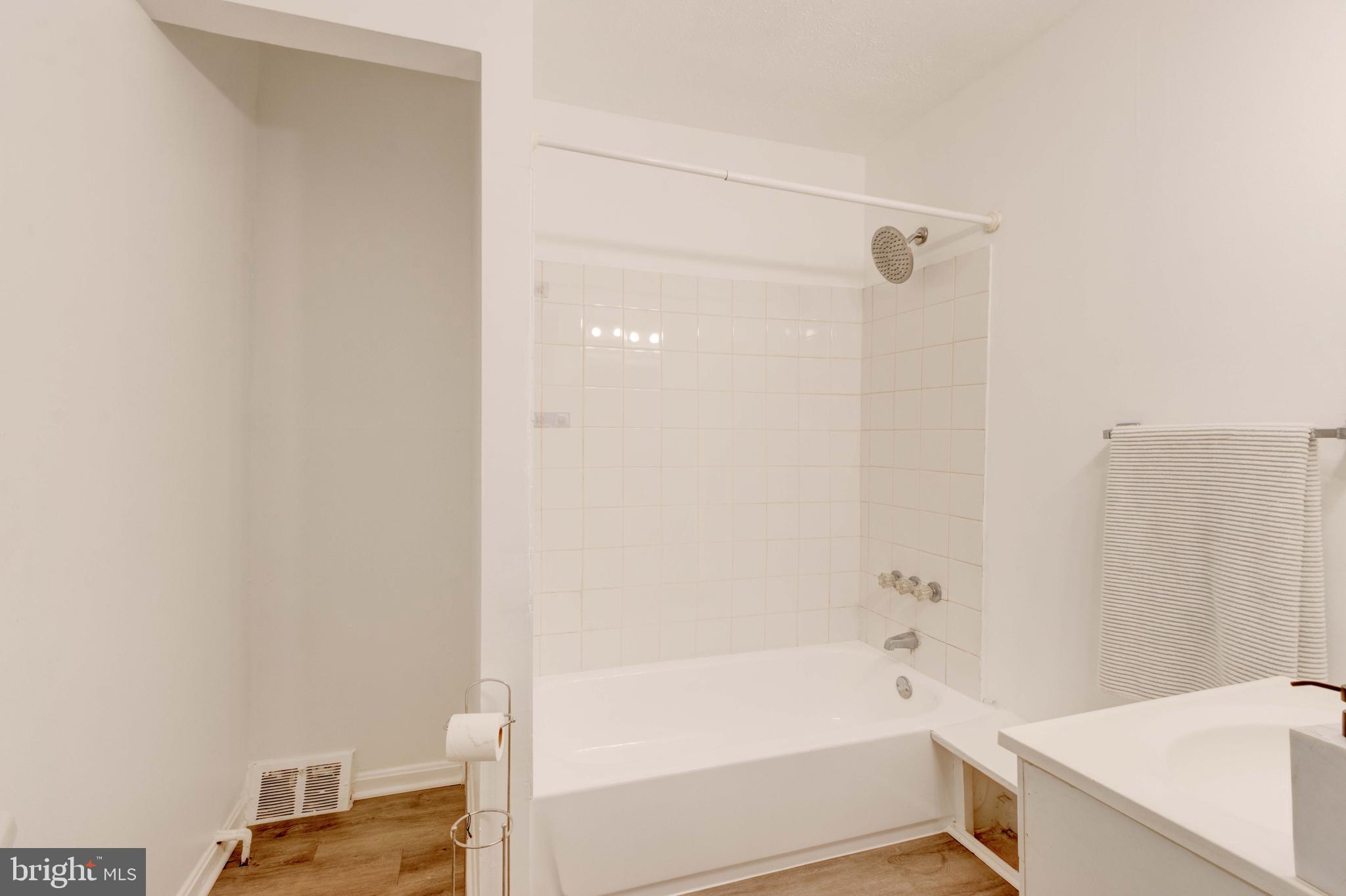 MOUNT CLARE - Residential