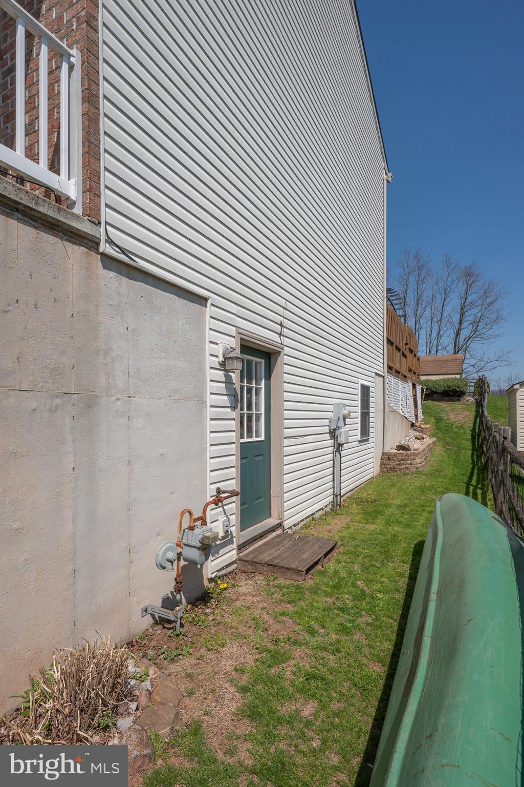 HEISTERS CREEK - Residential