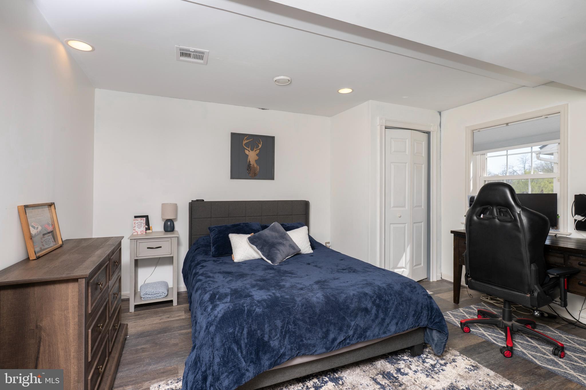 HEISTERS CREEK - Residential