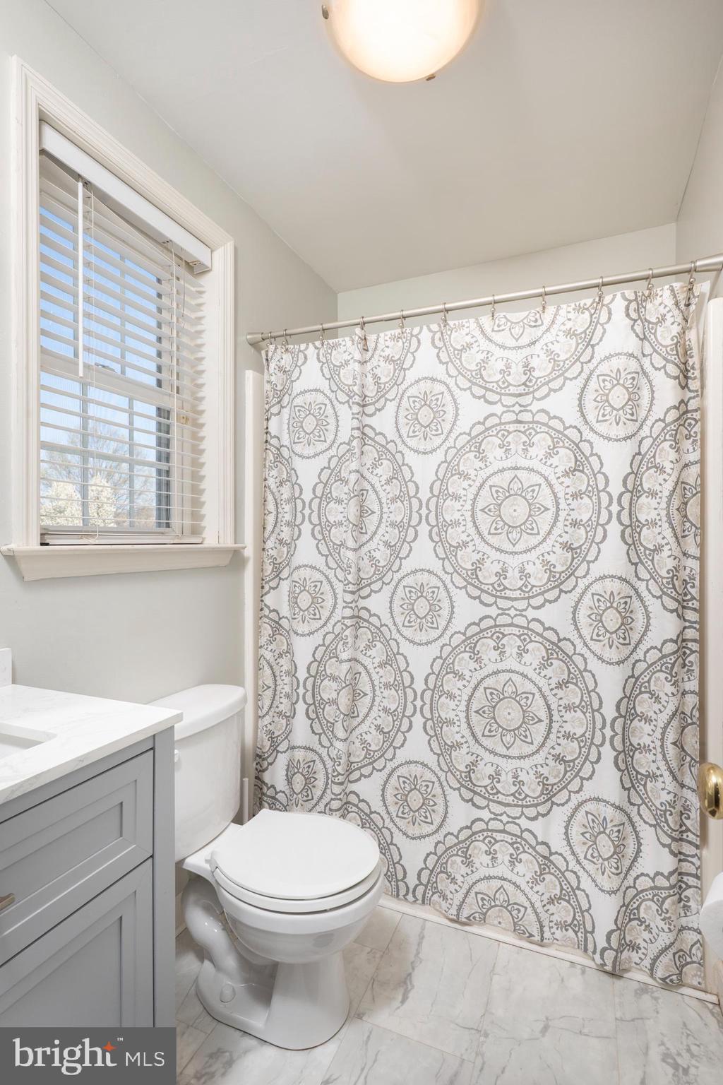 HEISTERS CREEK - Residential