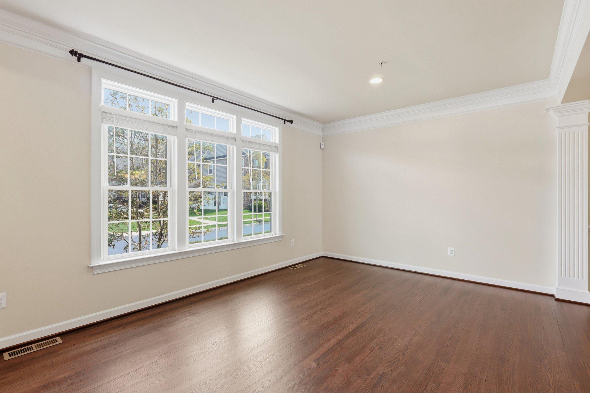 CARRIAGE HILL - Residential