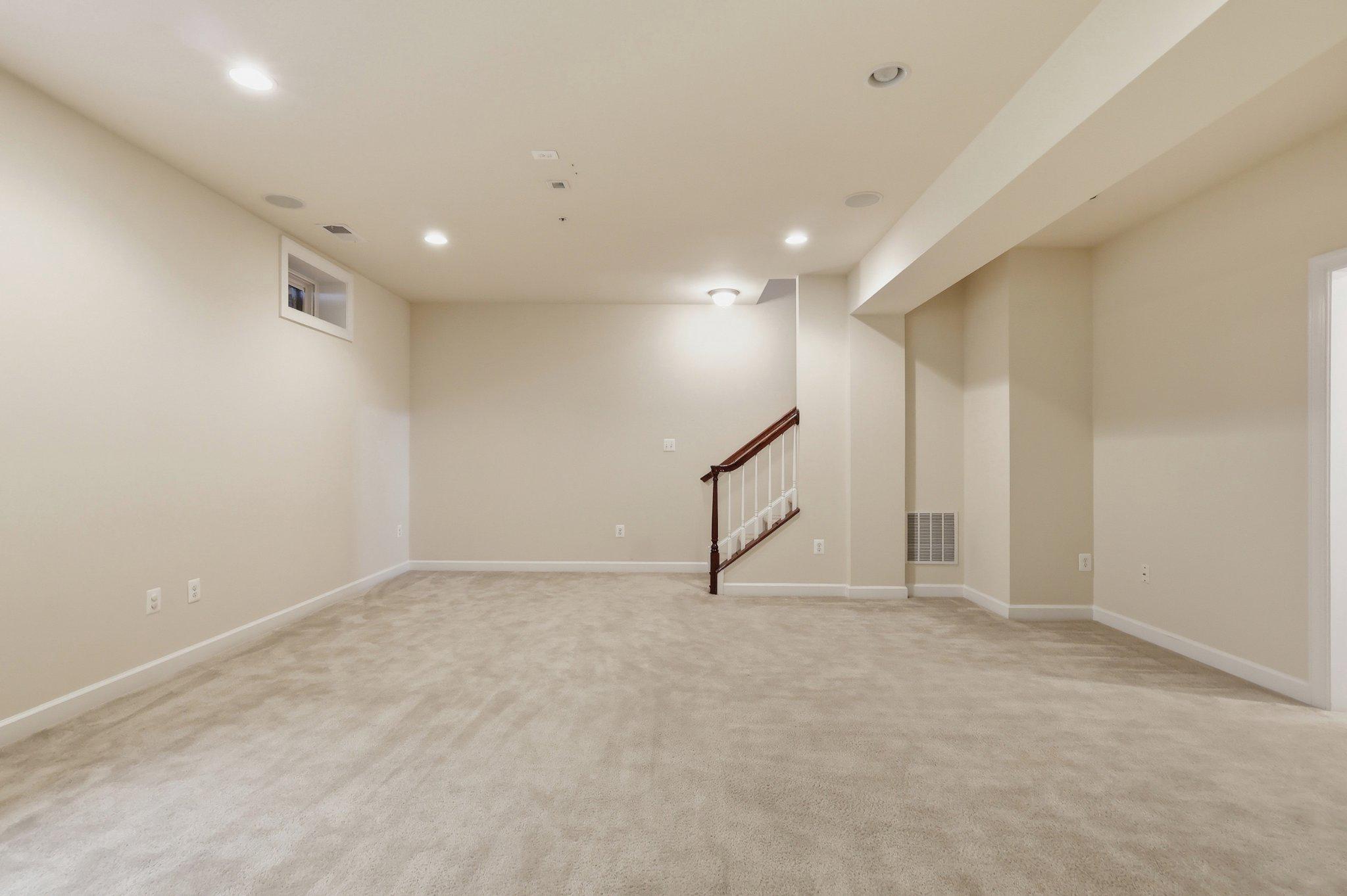 CARRIAGE HILL - Residential