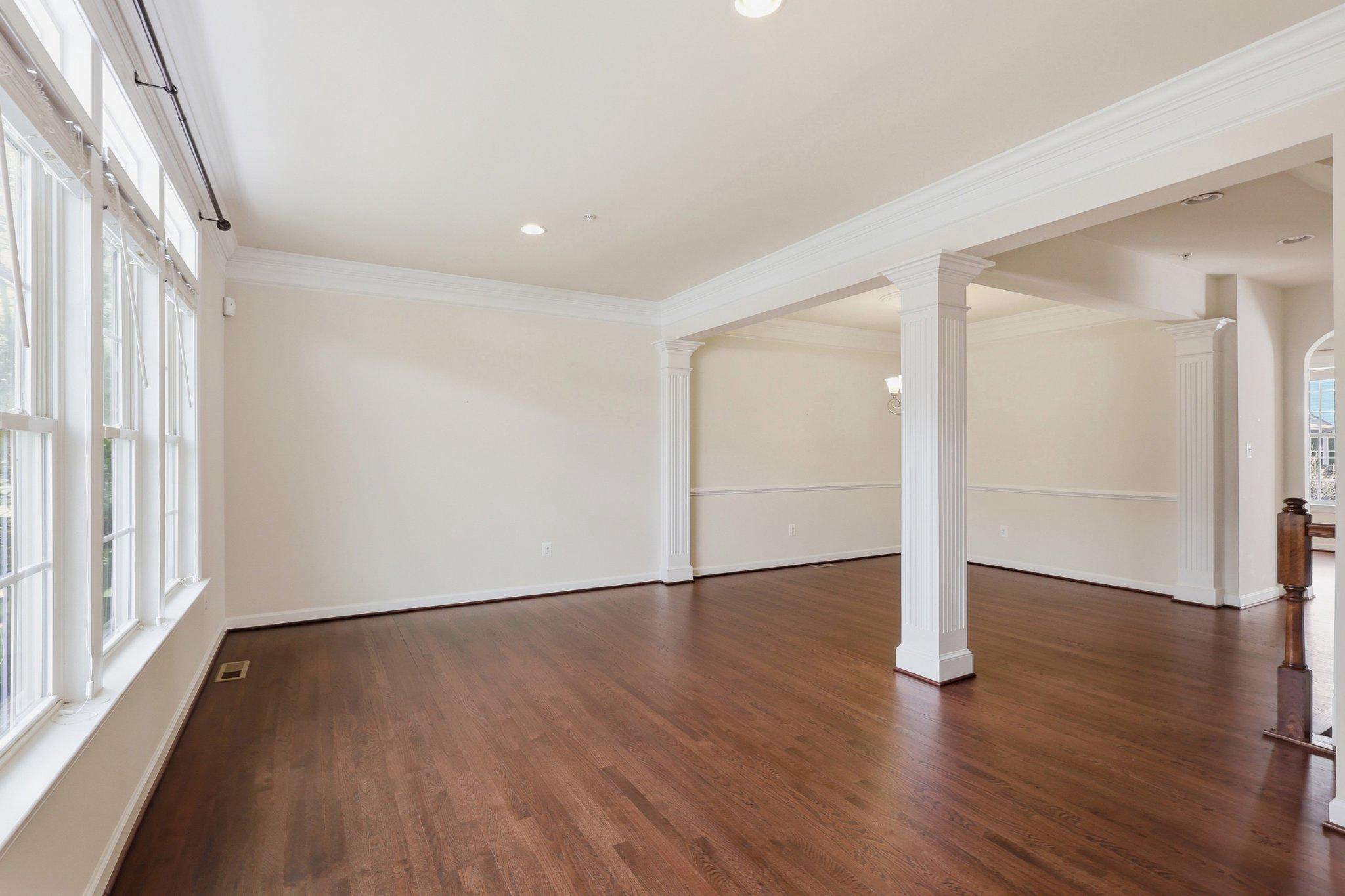 CARRIAGE HILL - Residential