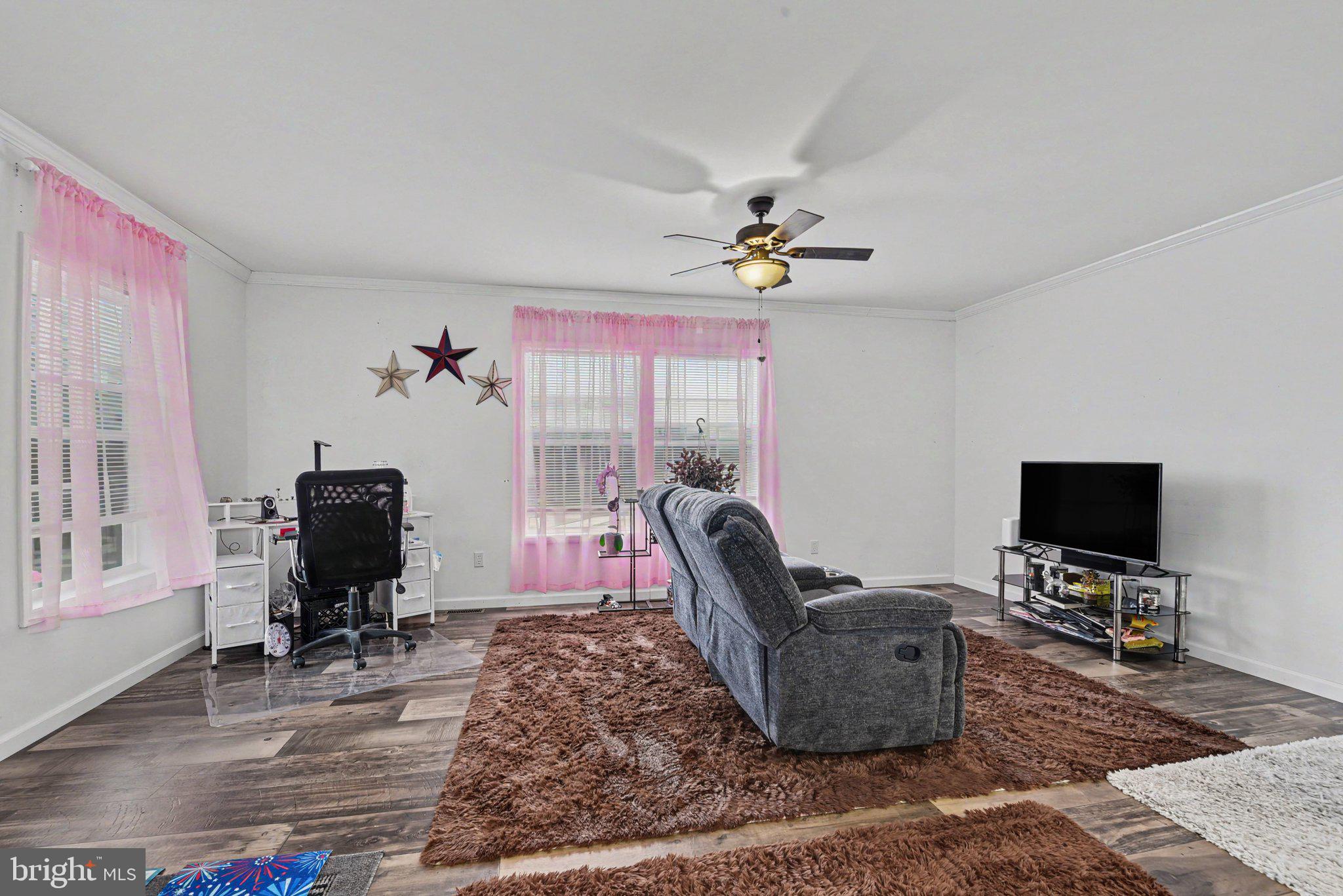 10 NORTHVIEW DRIVE