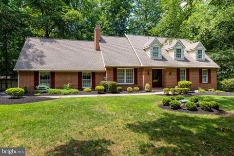 Photo of 30 High Point Pt E, HUNTINGDON VALLEY, PA 19006 (MLS # PAMC2194652)