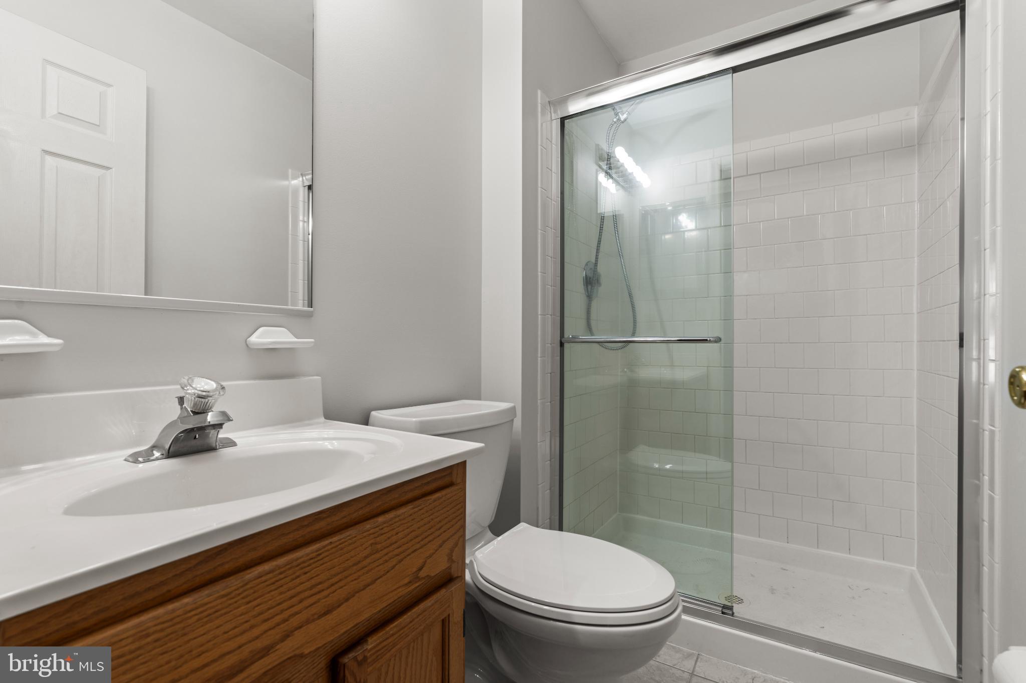 SEVEN OAKS - Residential