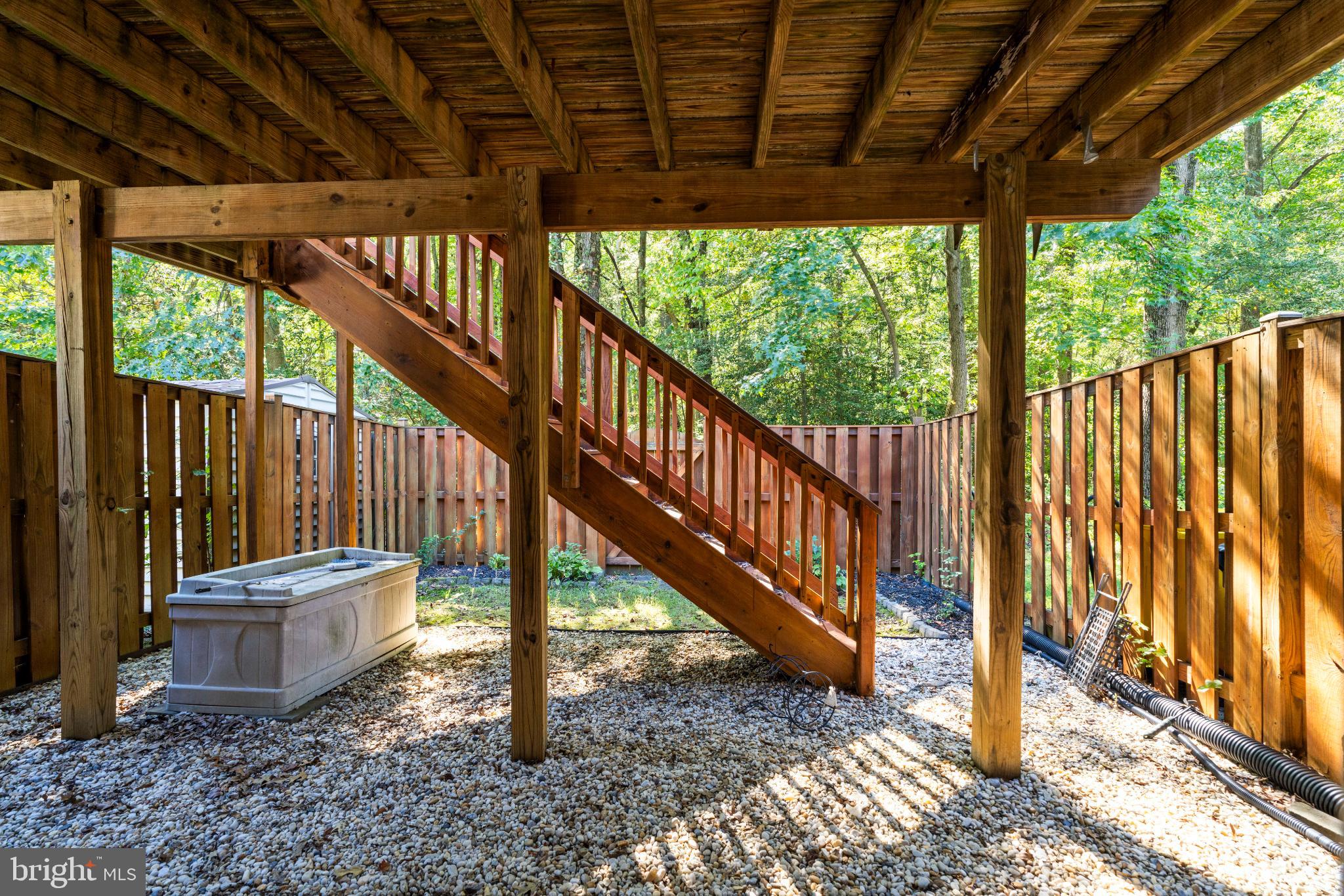 SEVEN OAKS - Residential