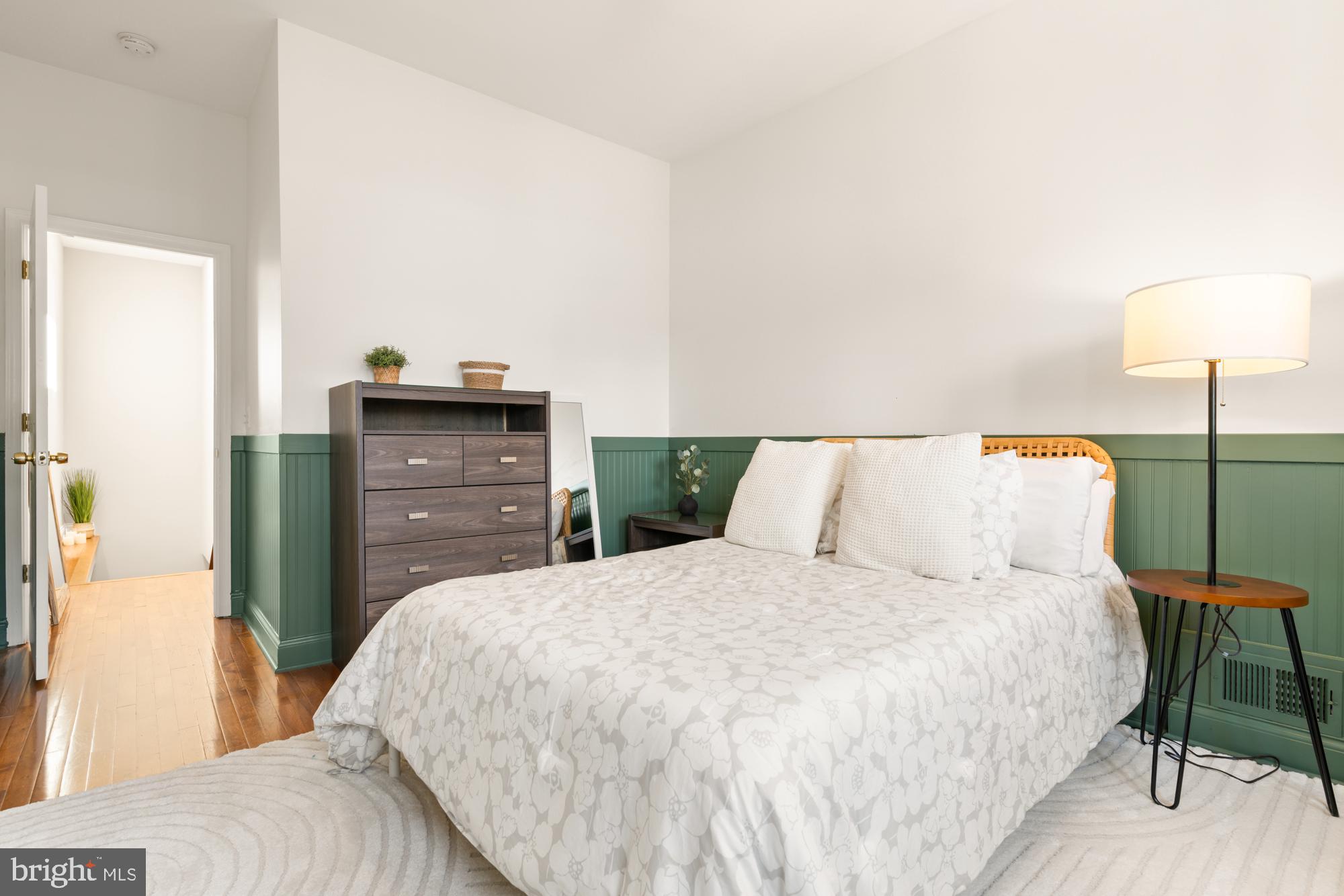 LOCUST POINT - Residential