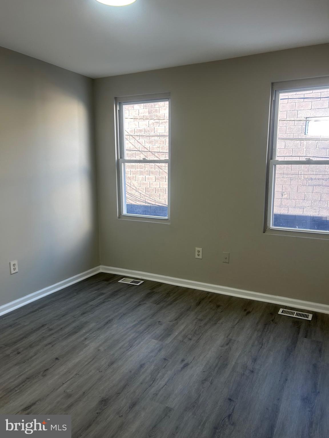 HIGHLANDTOWN - Residential Lease