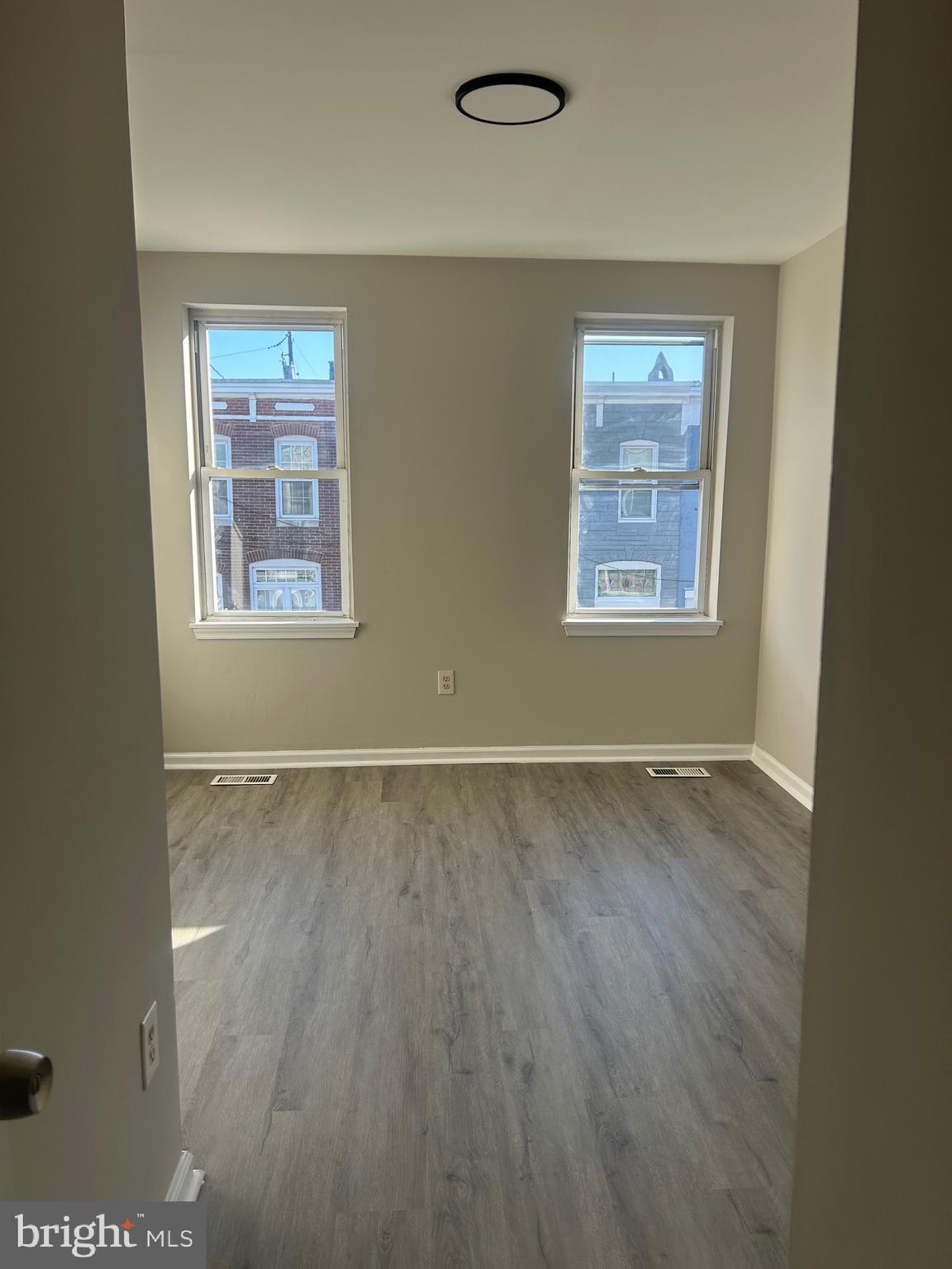 HIGHLANDTOWN - Residential Lease