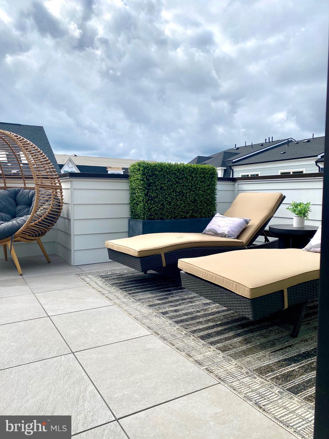 THE GROVE - Residential