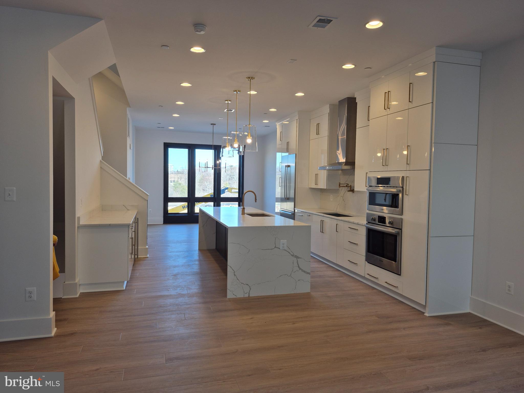 THE GROVE - Residential