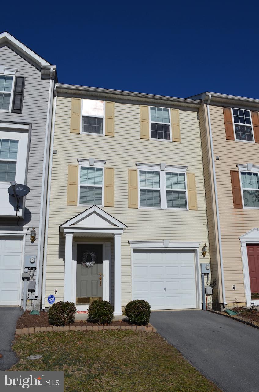 Triple Level Town - What a great bargain for a stunning townhouse...clean, fully move-in ready, spacious living spaces, full finished lower level complete with a single car garage, as well. The oversized master suite with large 4 piece bath lets you live in luxury! The location and proximity to major highways allows for easy drives for any commute. You ll also enjoy the serene wooded views with Mill Creek visible beyond the slopes. Come see for yourself! Make an appointment today find your new house - won t last long!
