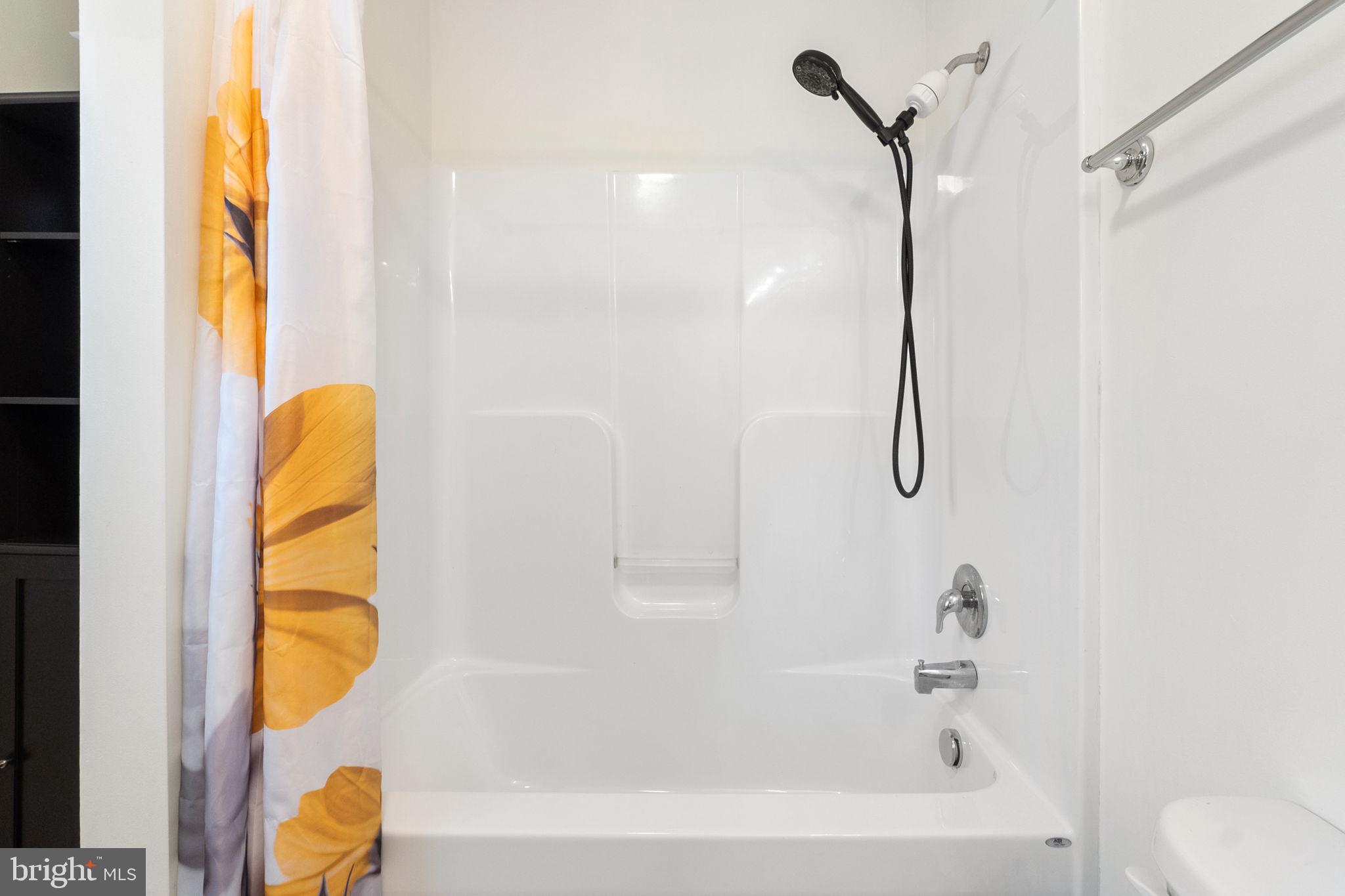 INWOOD MEADOWS - Residential