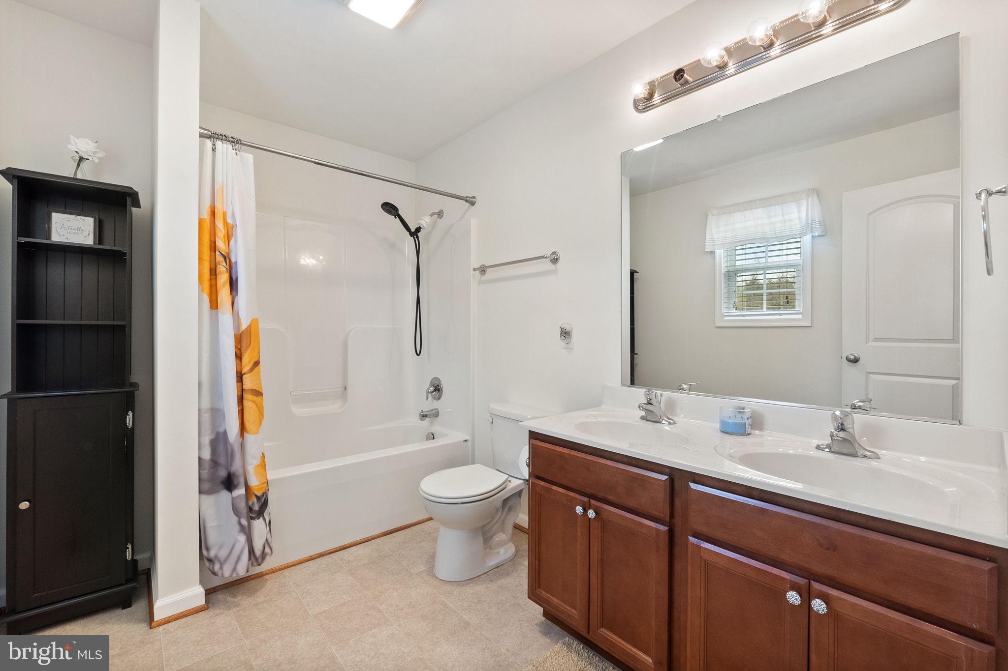 INWOOD MEADOWS - Residential