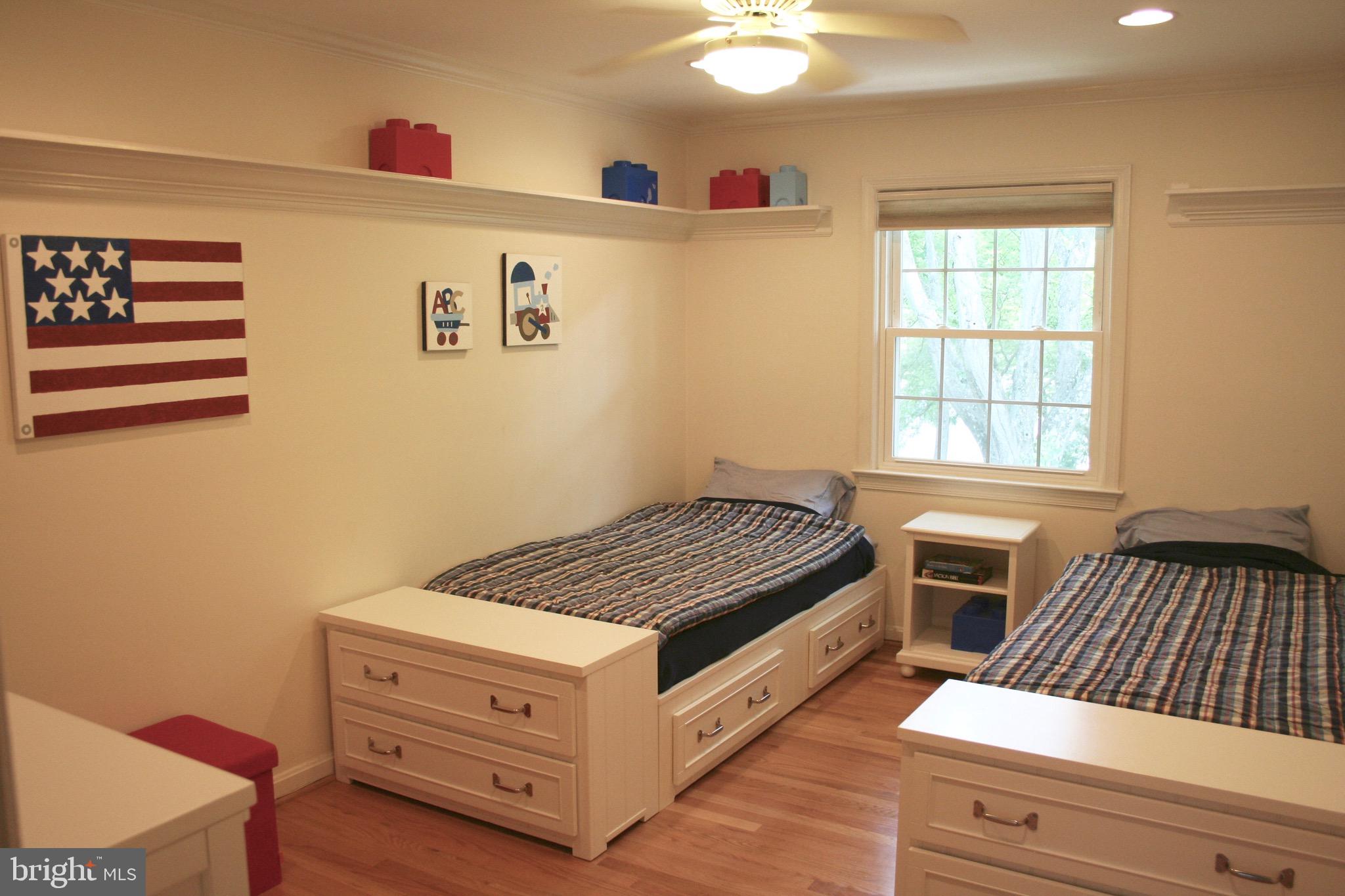 KINGS MANOR TOWNE HOUSES - Residential Lease