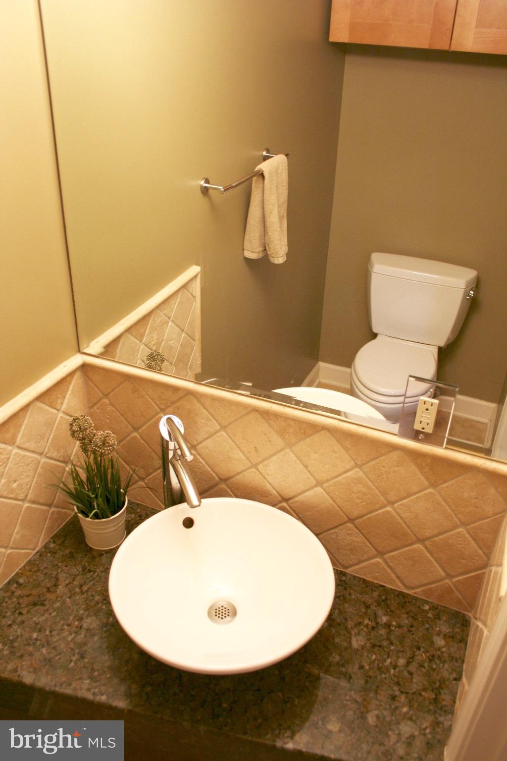 KINGS MANOR TOWNE HOUSES - Residential Lease