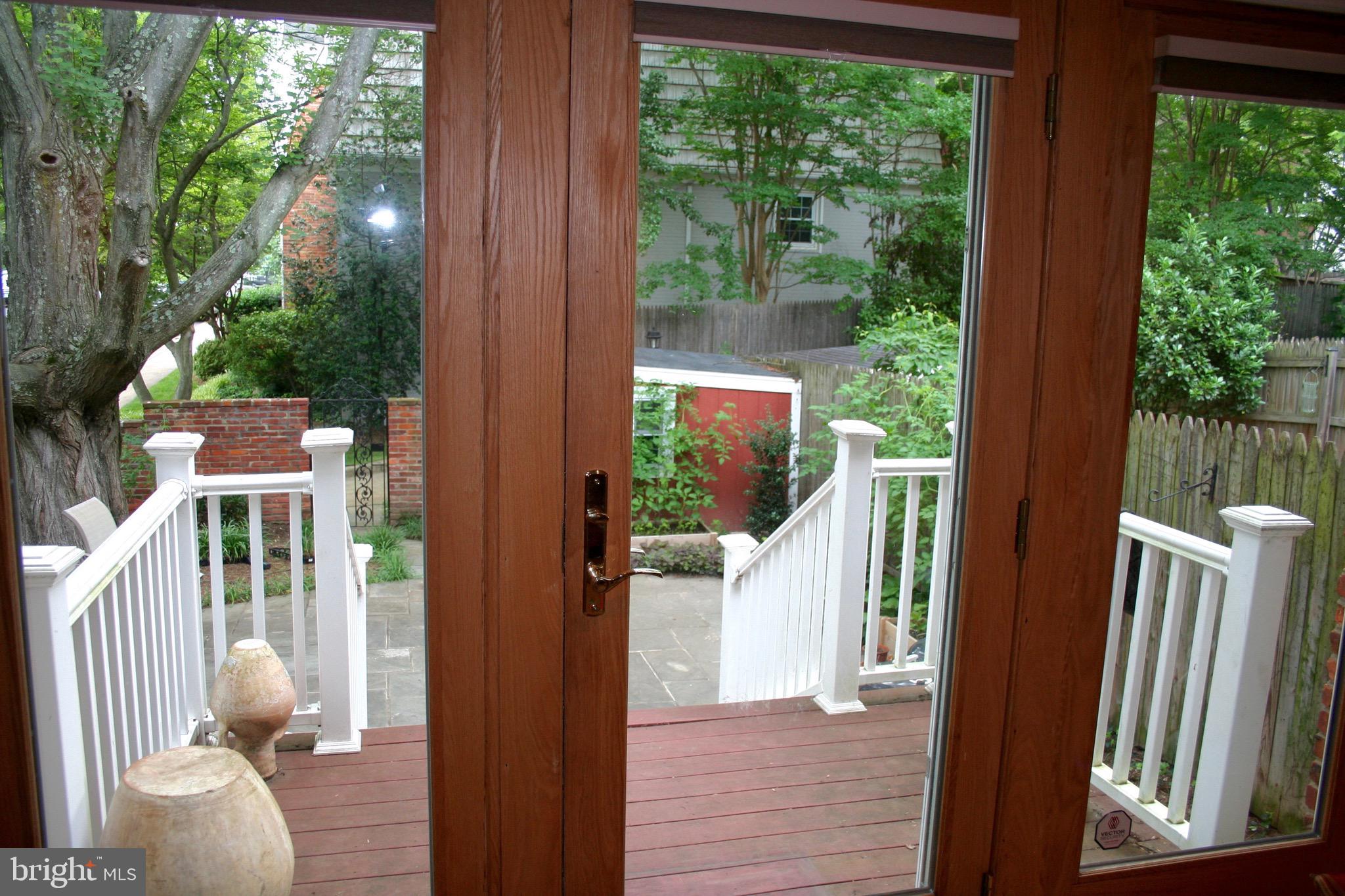 KINGS MANOR TOWNE HOUSES - Residential Lease