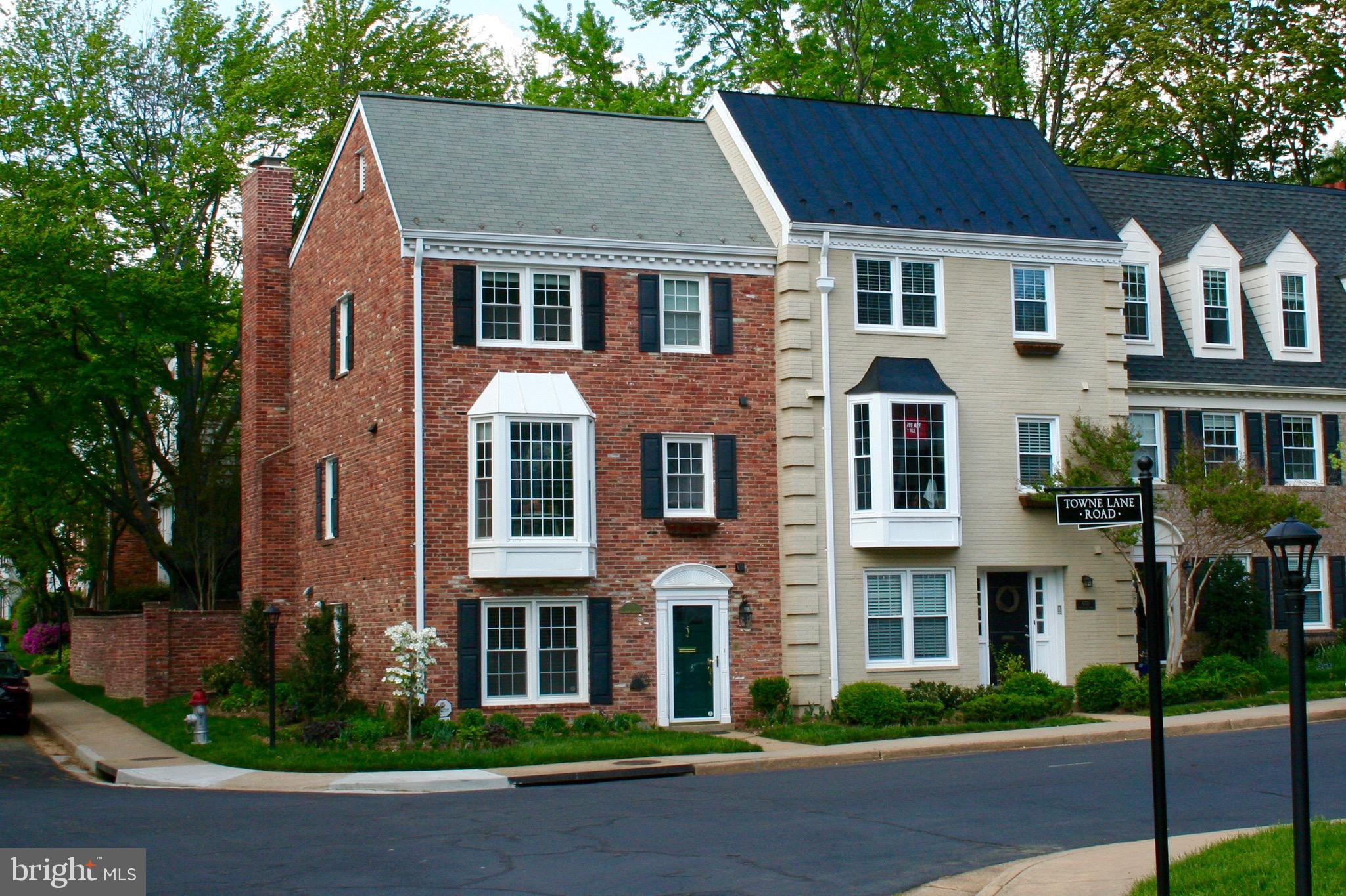 KINGS MANOR TOWNE HOUSES - Residential Lease