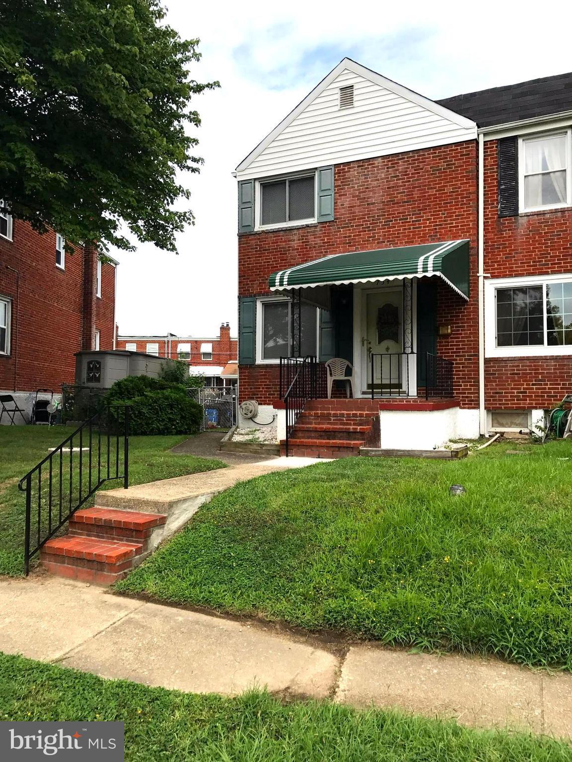 BEVERLY HILLS - Residential Lease