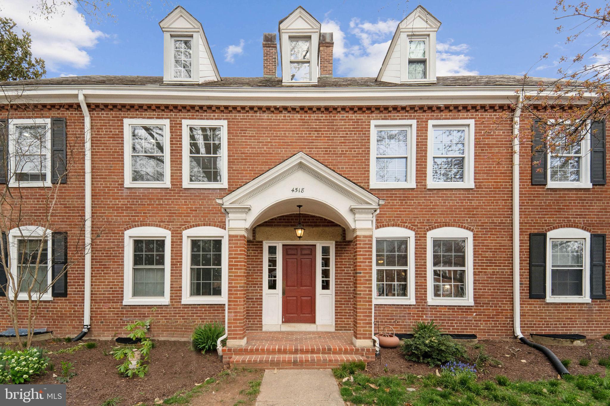 FAIRLINGTON ARBORS - Residential