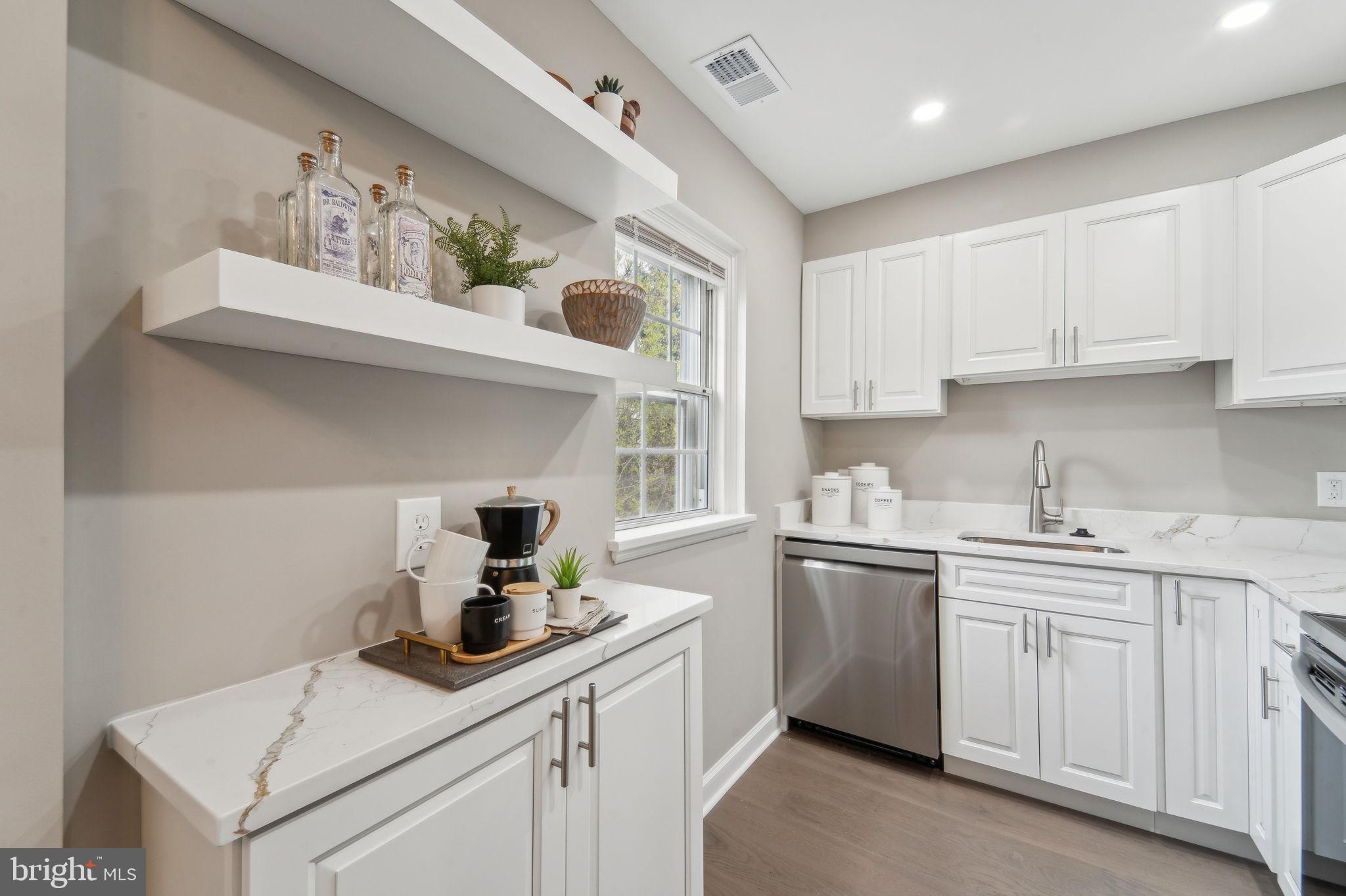 FAIRLINGTON ARBORS - Residential