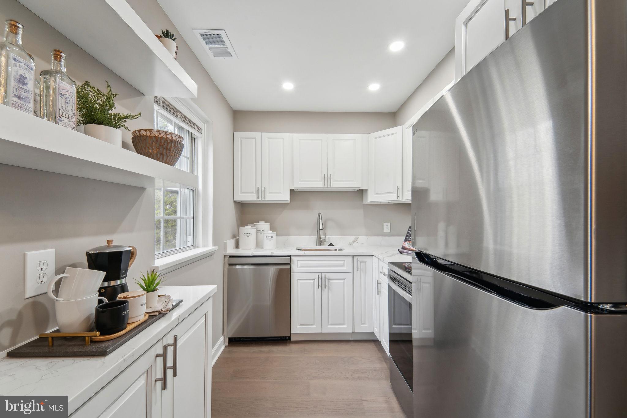 FAIRLINGTON ARBORS - Residential