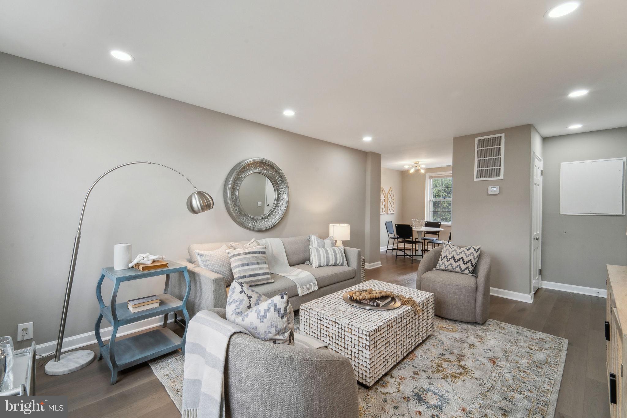 FAIRLINGTON ARBORS - Residential