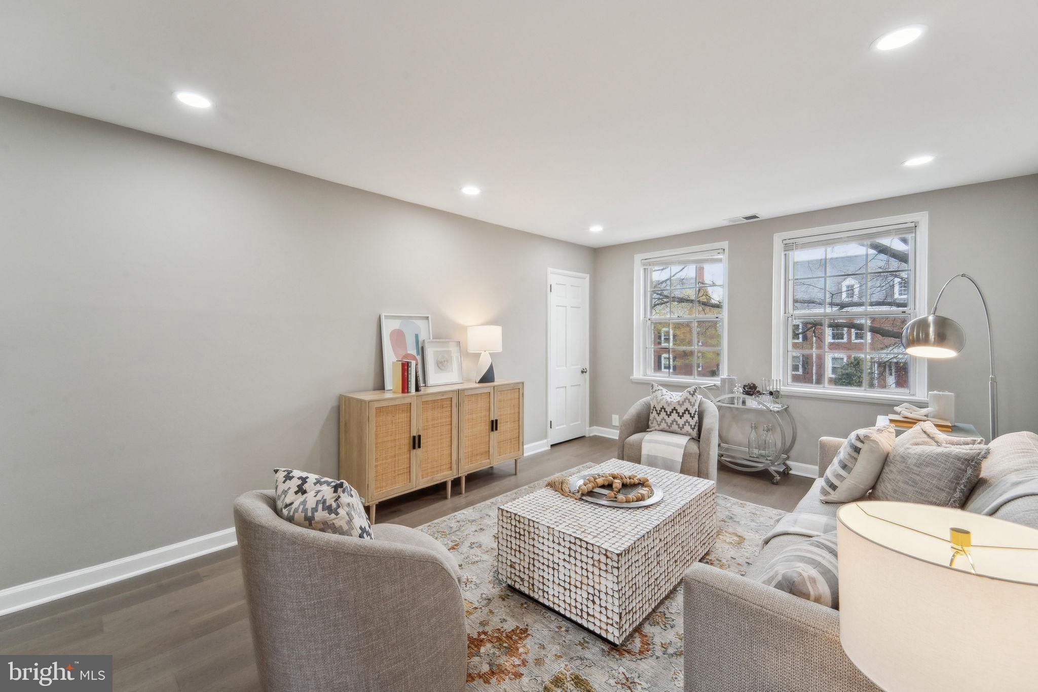 FAIRLINGTON ARBORS - Residential