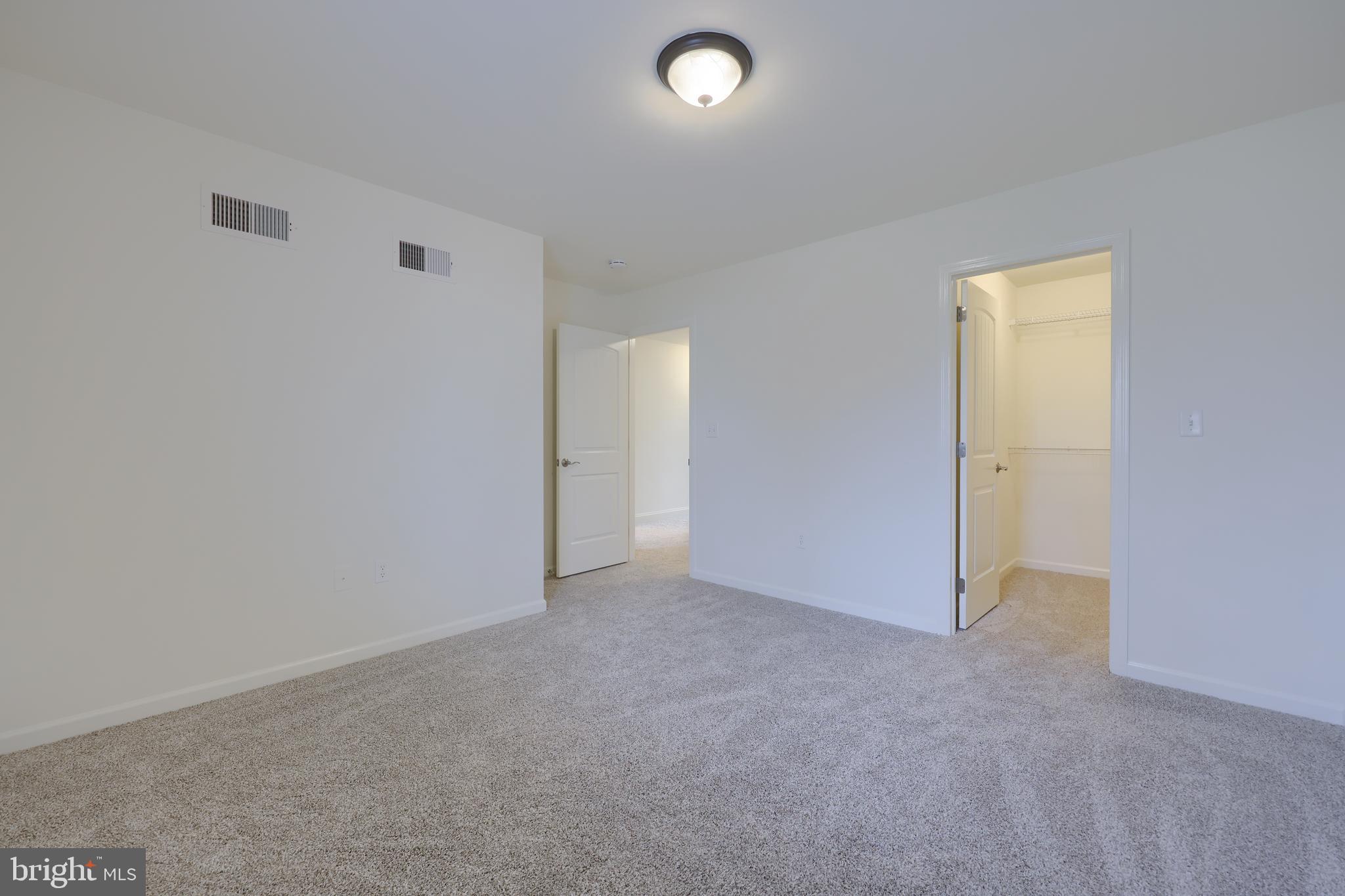 PARK RIDGE CROSSING - Residential
