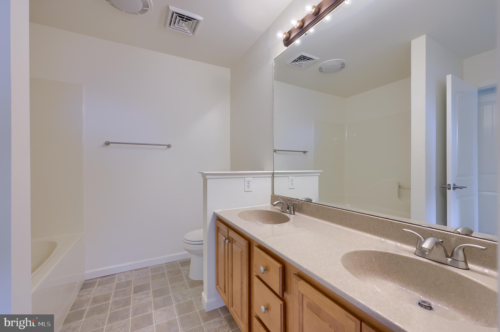 PARK RIDGE CROSSING - Residential