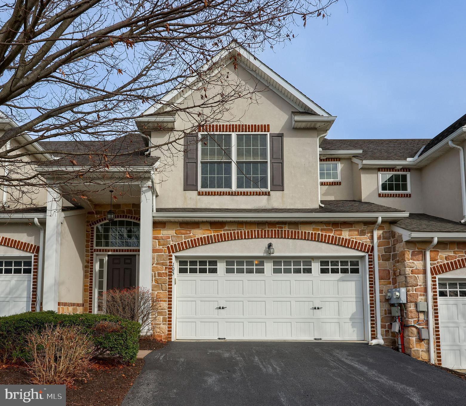PARK RIDGE CROSSING - Residential
