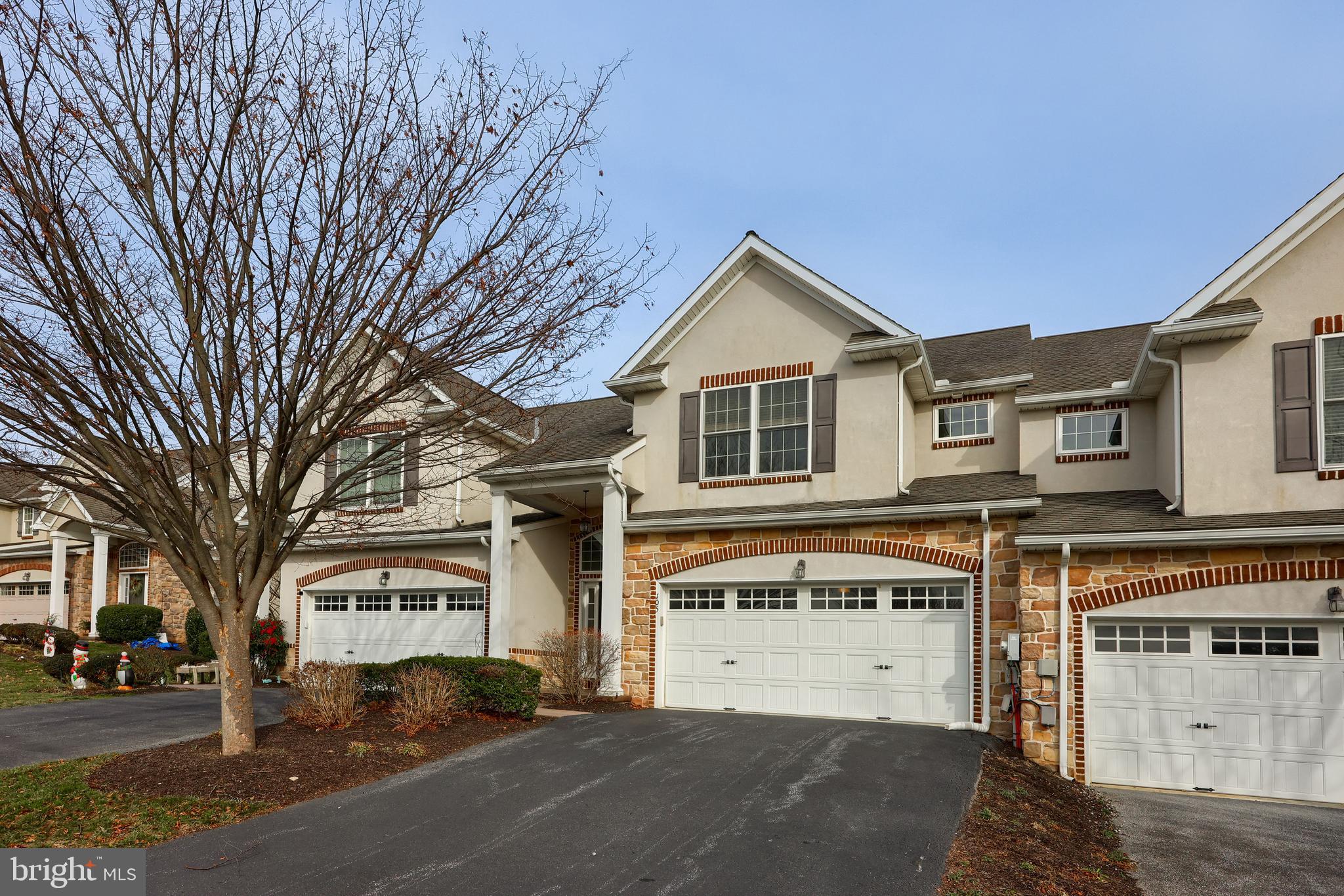 PARK RIDGE CROSSING - Residential