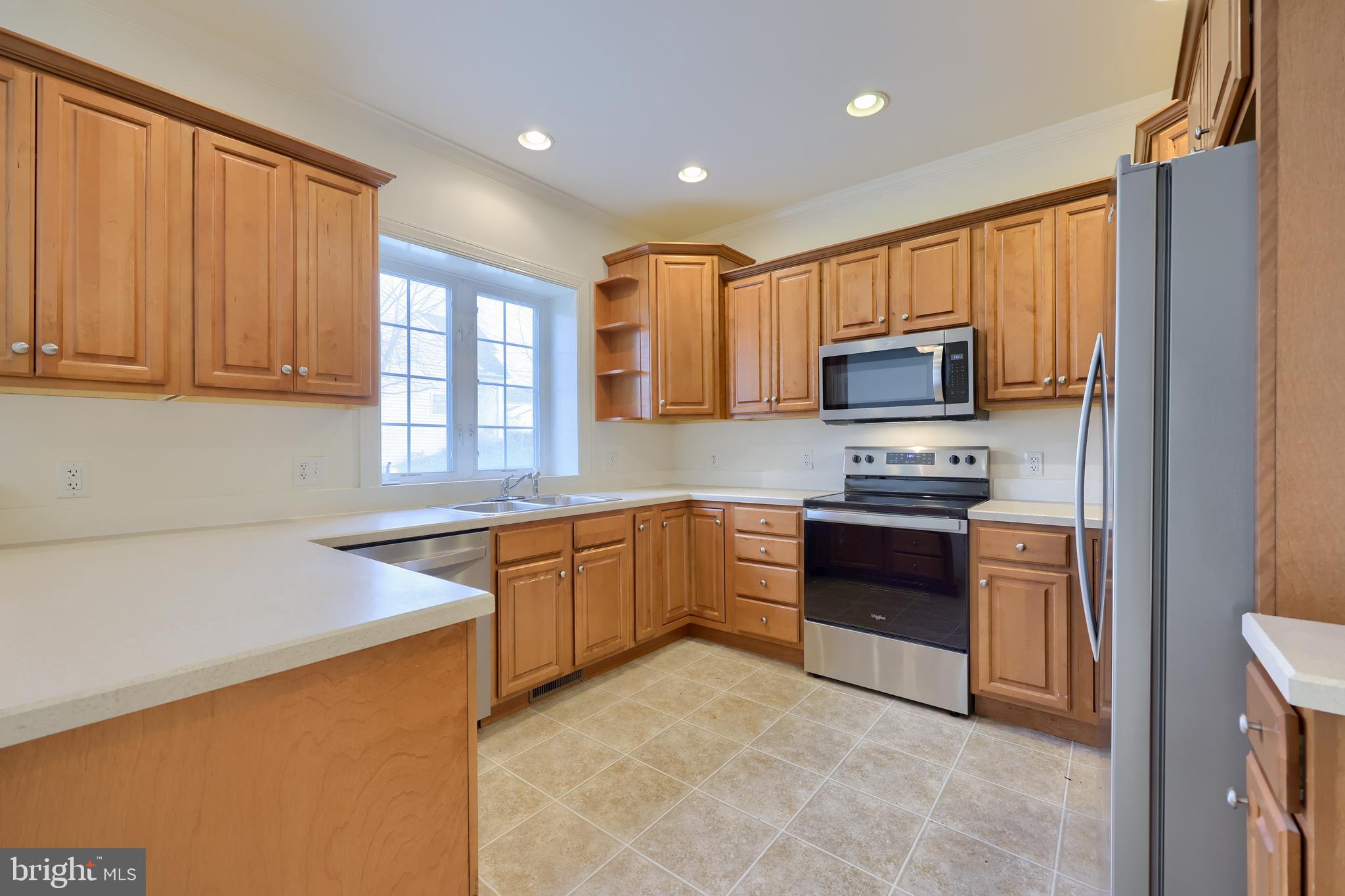 PARK RIDGE CROSSING - Residential