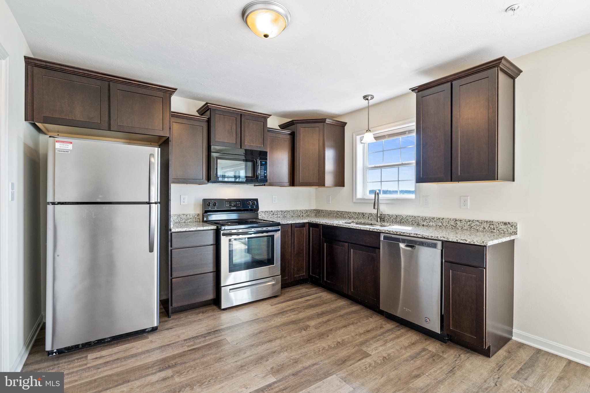 LEXINGTON - Residential Lease