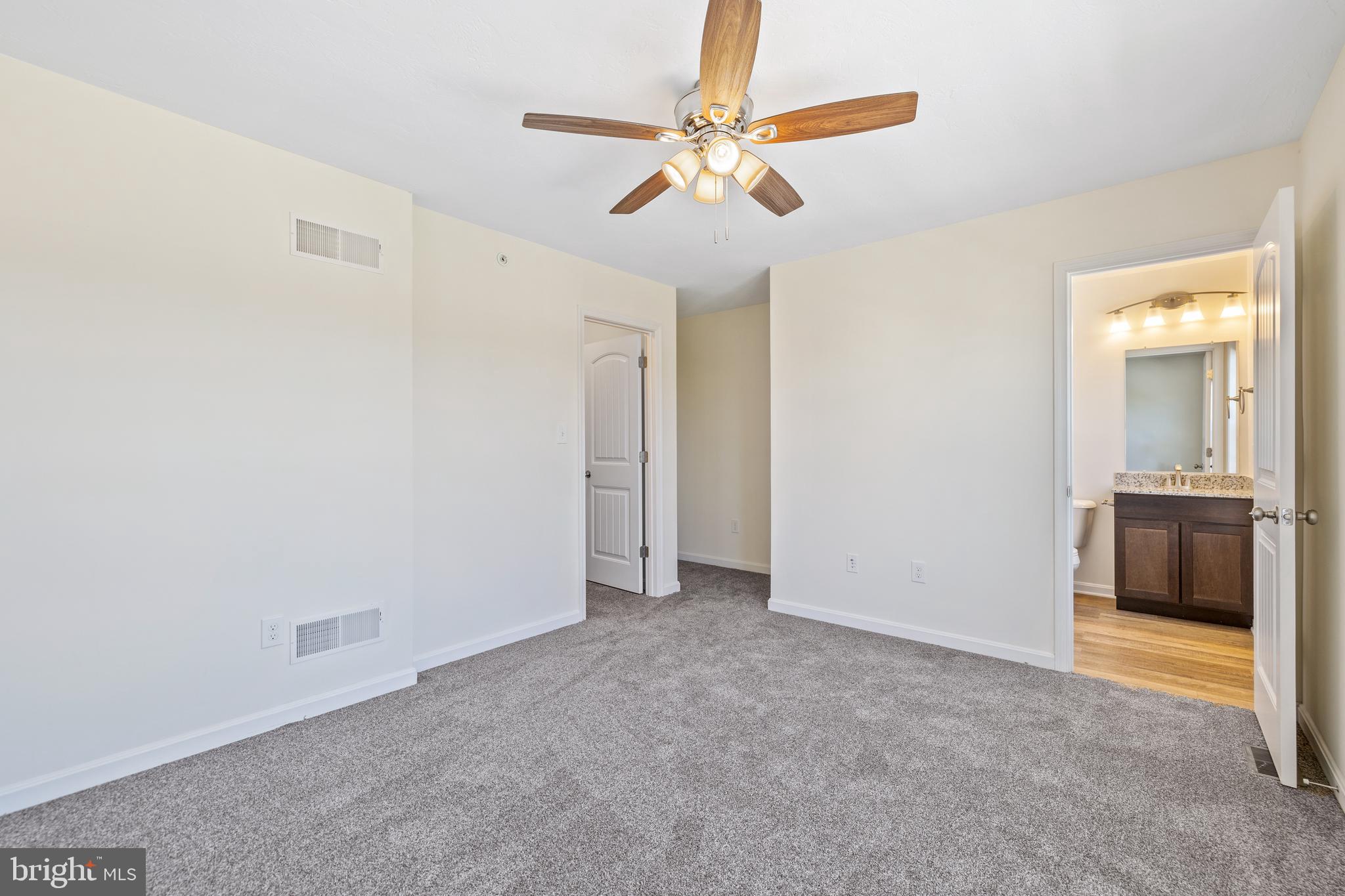 LEXINGTON - Residential Lease