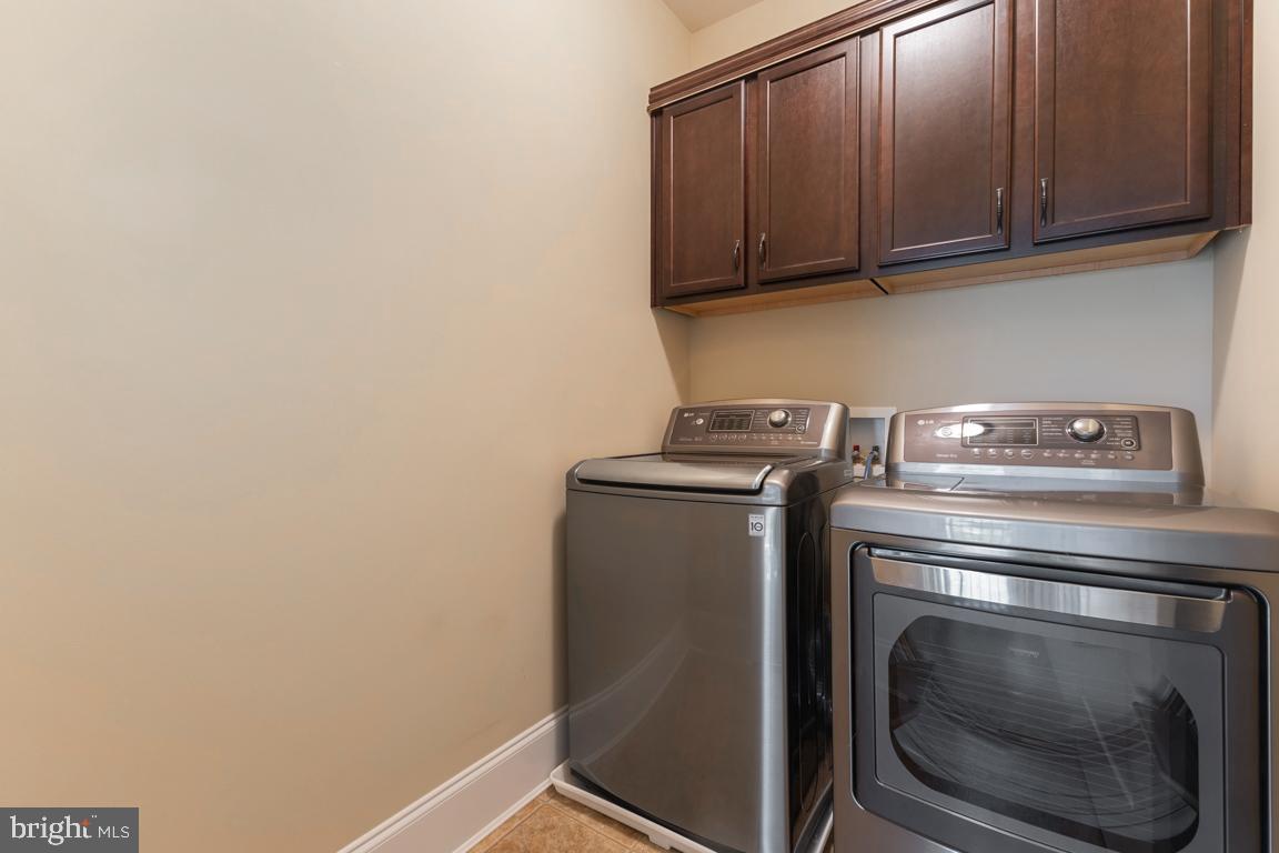 WATERFORD COVE-PLAT 1> - Residential