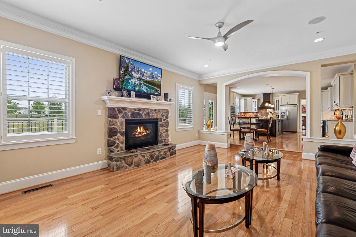 WATERFORD COVE-PLAT 1> - Residential